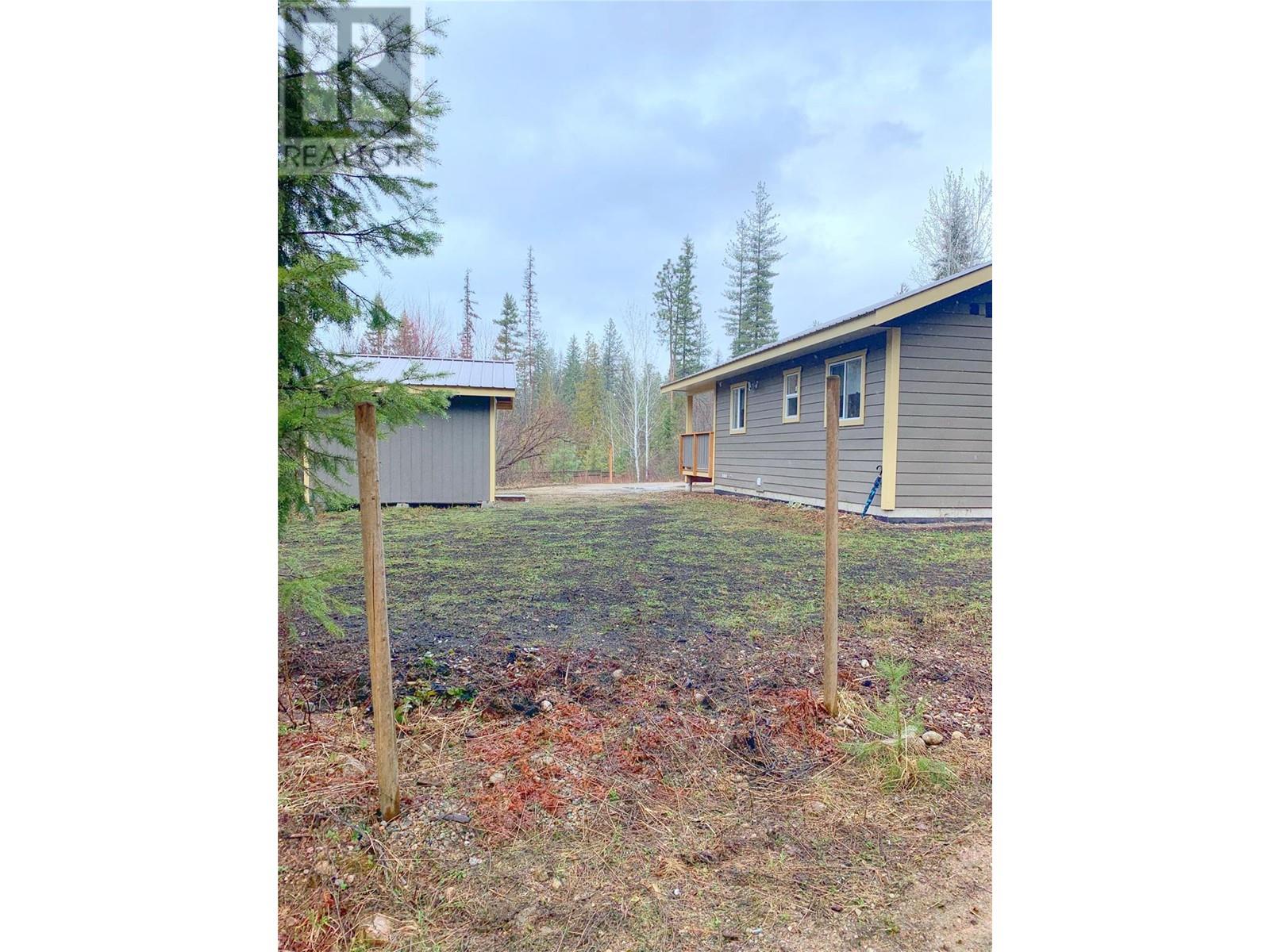 5541 Ducksway Road, Winlaw, British Columbia  V0G 2J0 - Photo 10 - 10342878