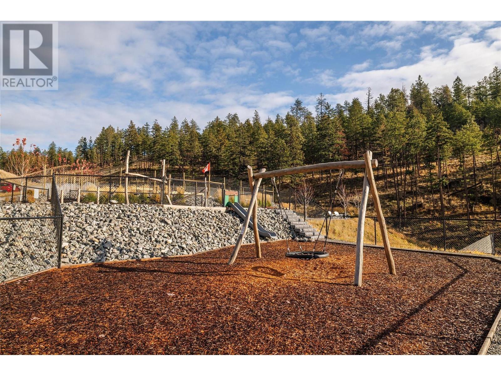 1960 Northern Flicker Court Unit# 8, Kelowna, British Columbia  V1V 0G3 - Photo 23 - 10344195