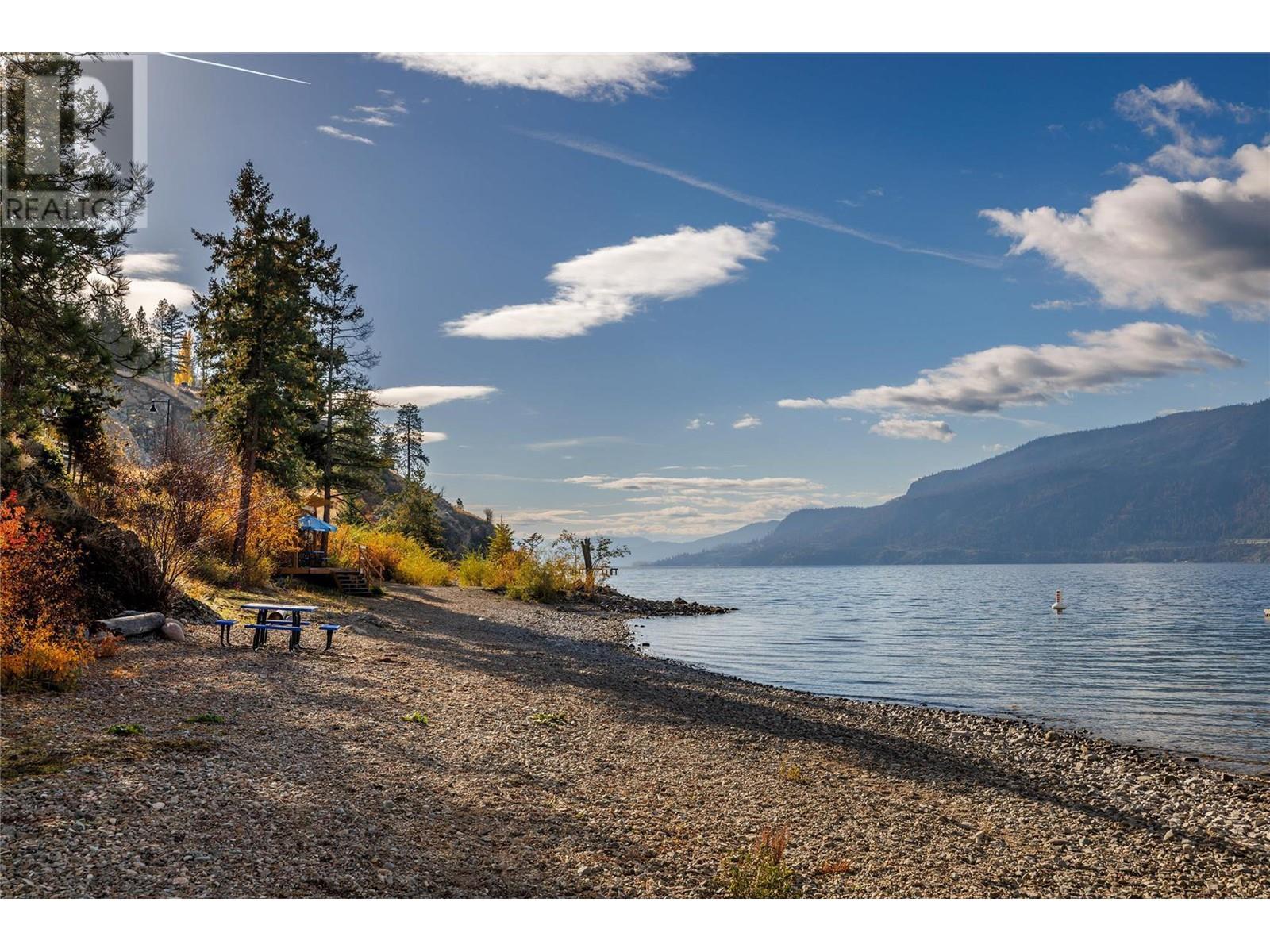 1960 Northern Flicker Court Unit# 8, Kelowna, British Columbia  V1V 0G3 - Photo 30 - 10344195