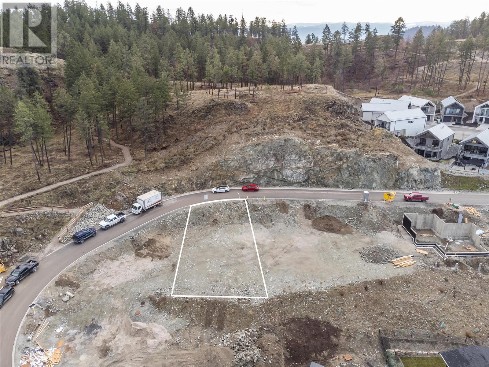 1960 Northern Flicker Court Unit# 8, Kelowna, British Columbia  V1V 0G3 - Photo 6 - 10344195