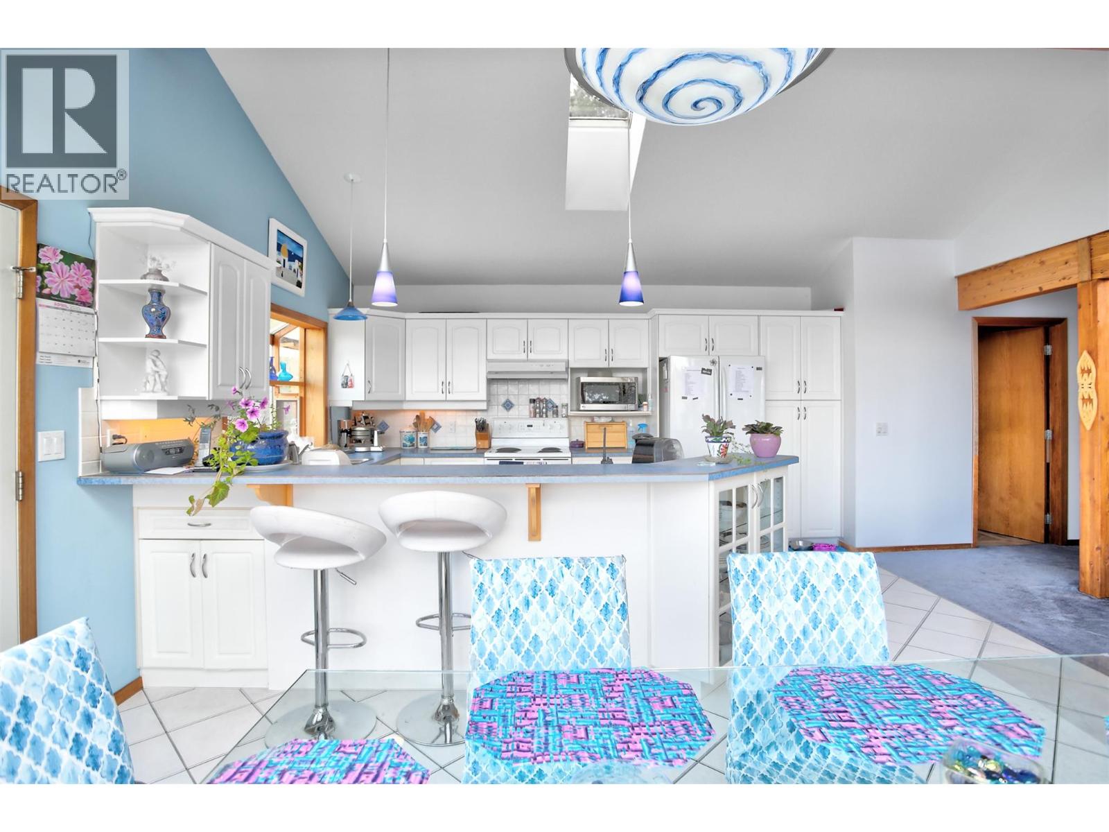 3765 Westside Road N, Kelowna, British Columbia  V1Z 3W8 - Photo 19 - 10344033