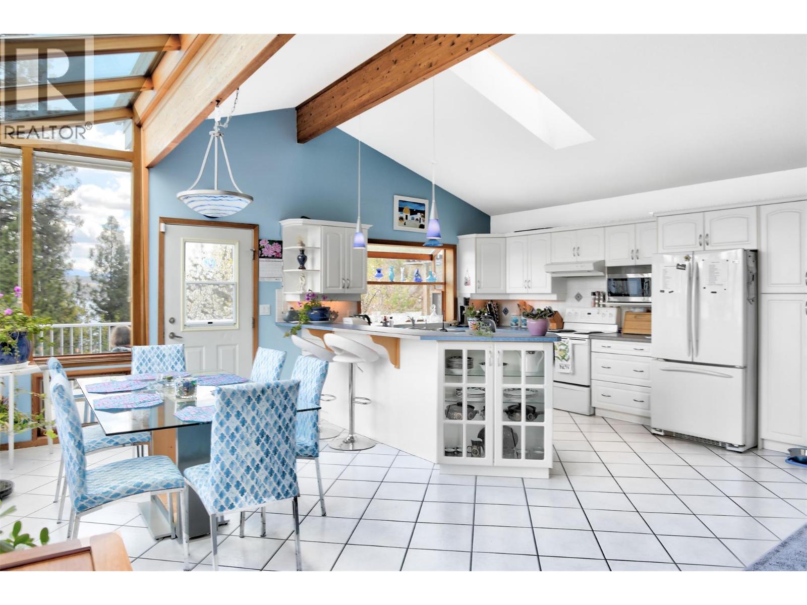 3765 Westside Road N, Kelowna, British Columbia  V1Z 3W8 - Photo 21 - 10344033