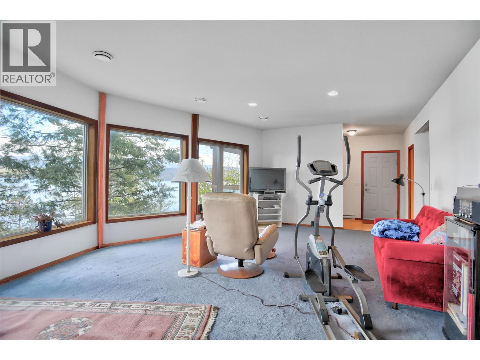 3765 Westside Road N, Kelowna, British Columbia  V1Z 3W8 - Photo 48 - 10344033