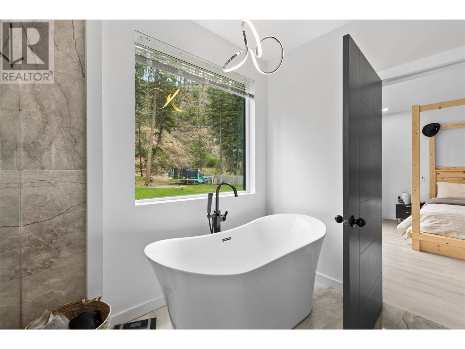 4472 Power Road, Barriere, British Columbia  V0E 1E0 - Photo 15 - 10343185