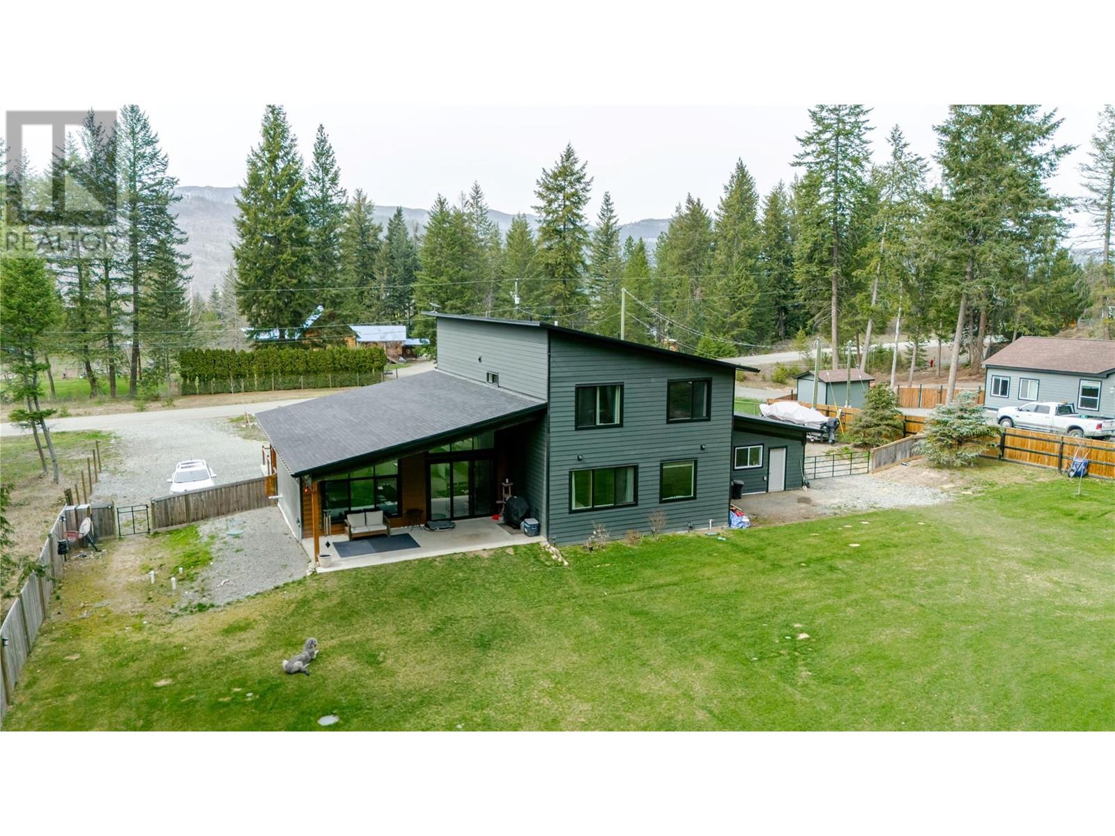 4472 Power Road, Barriere, British Columbia  V0E 1E0 - Photo 2 - 10343185
