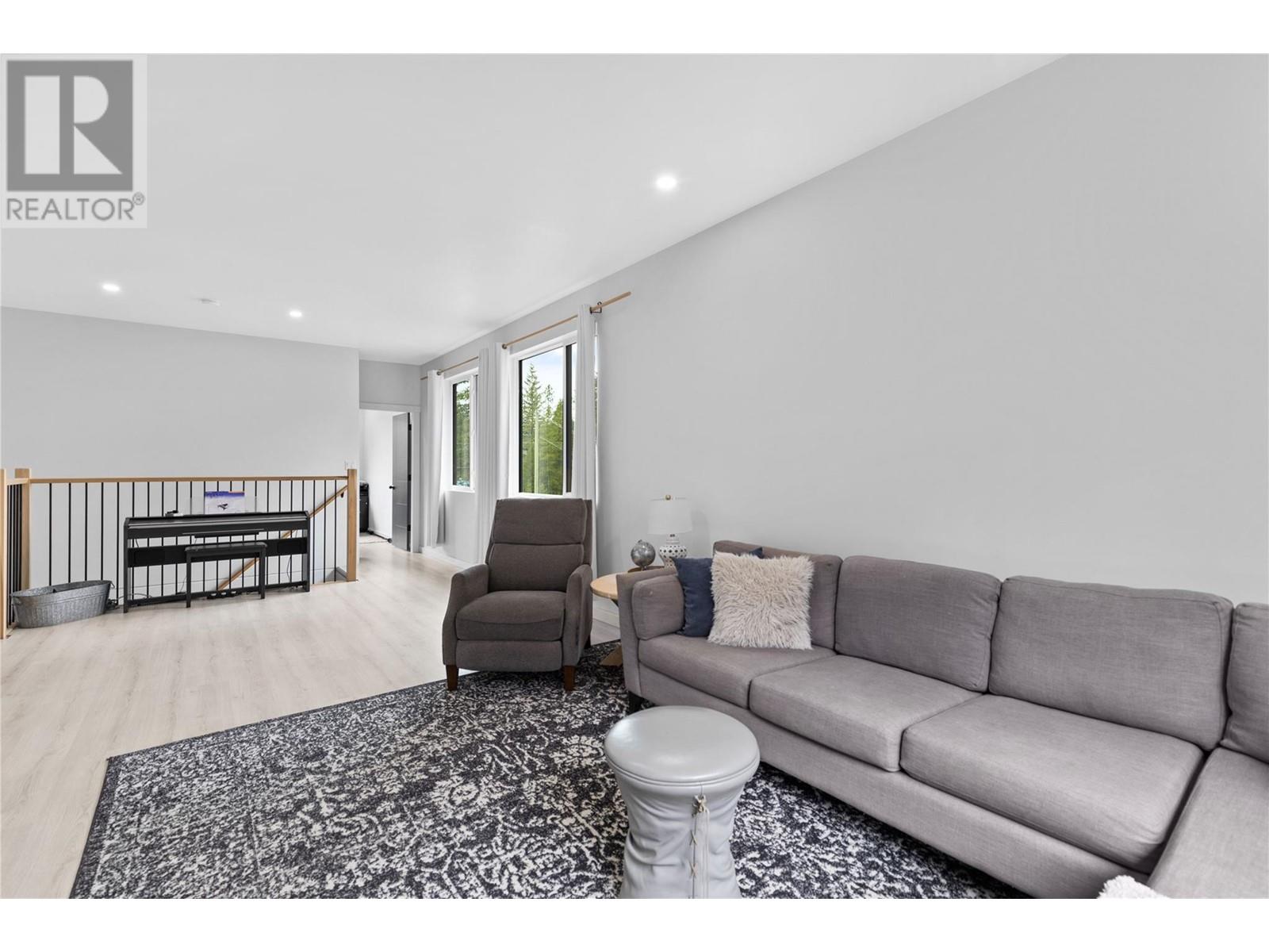 4472 Power Road, Barriere, British Columbia  V0E 1E0 - Photo 23 - 10343185