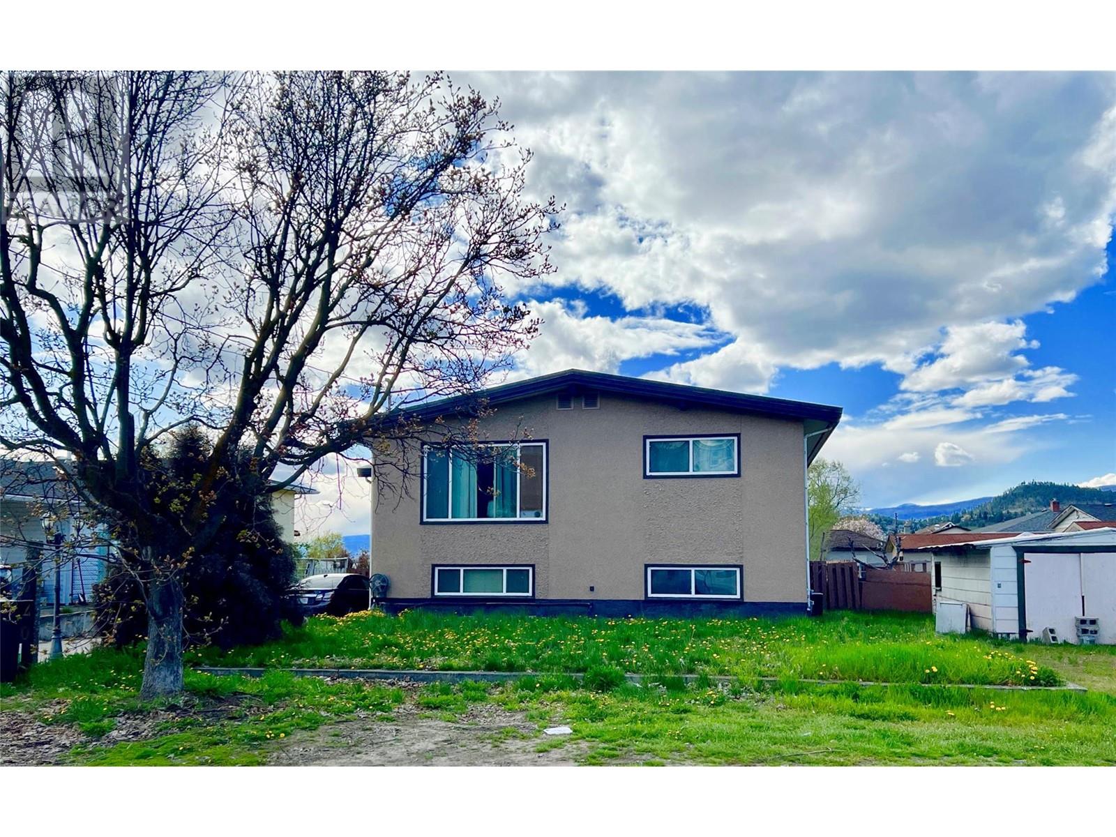 520 Froelich Road, Kelowna, British Columbia  V1X 3M8 - Photo 2 - 10344374