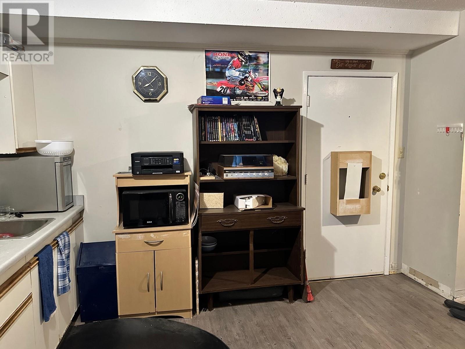 1221 Tranquille Road, Kamloops, British Columbia  V2B 3K1 - Photo 3 - 10344737