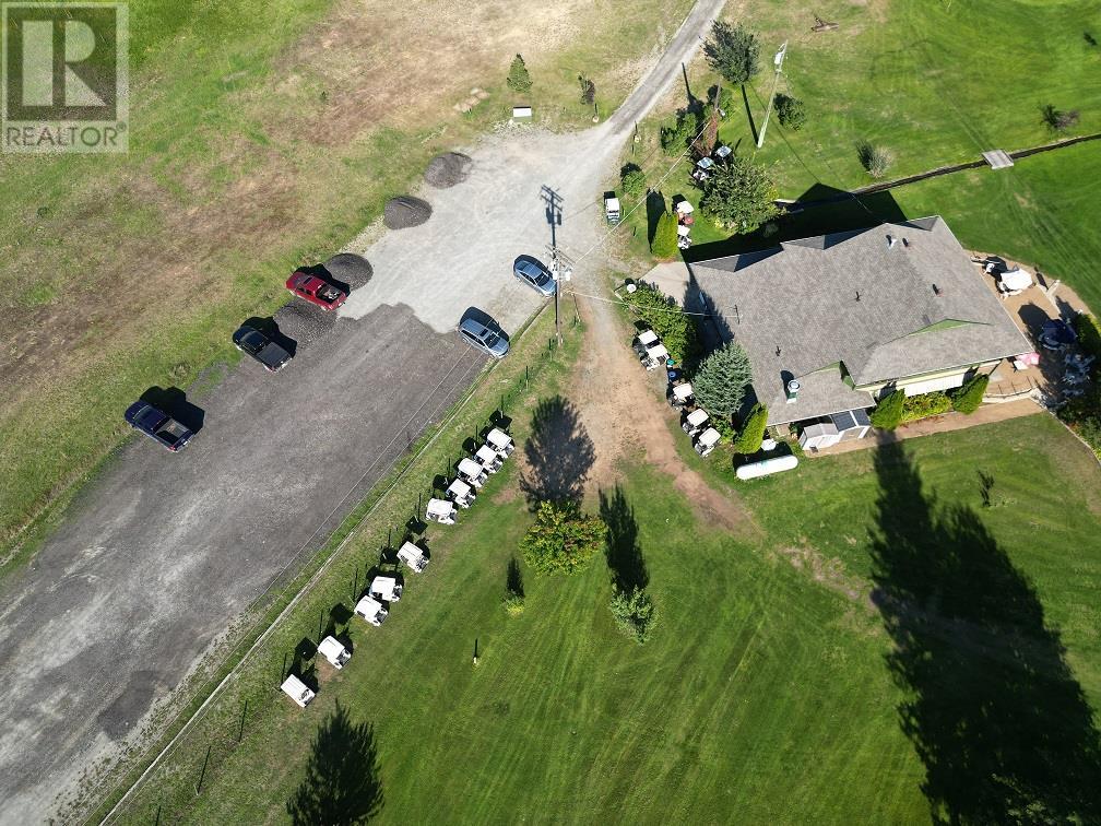 1476/1480 Old North Thompson Highway, Clearwater, British Columbia  V0E 1N2 - Photo 4 - 10344941