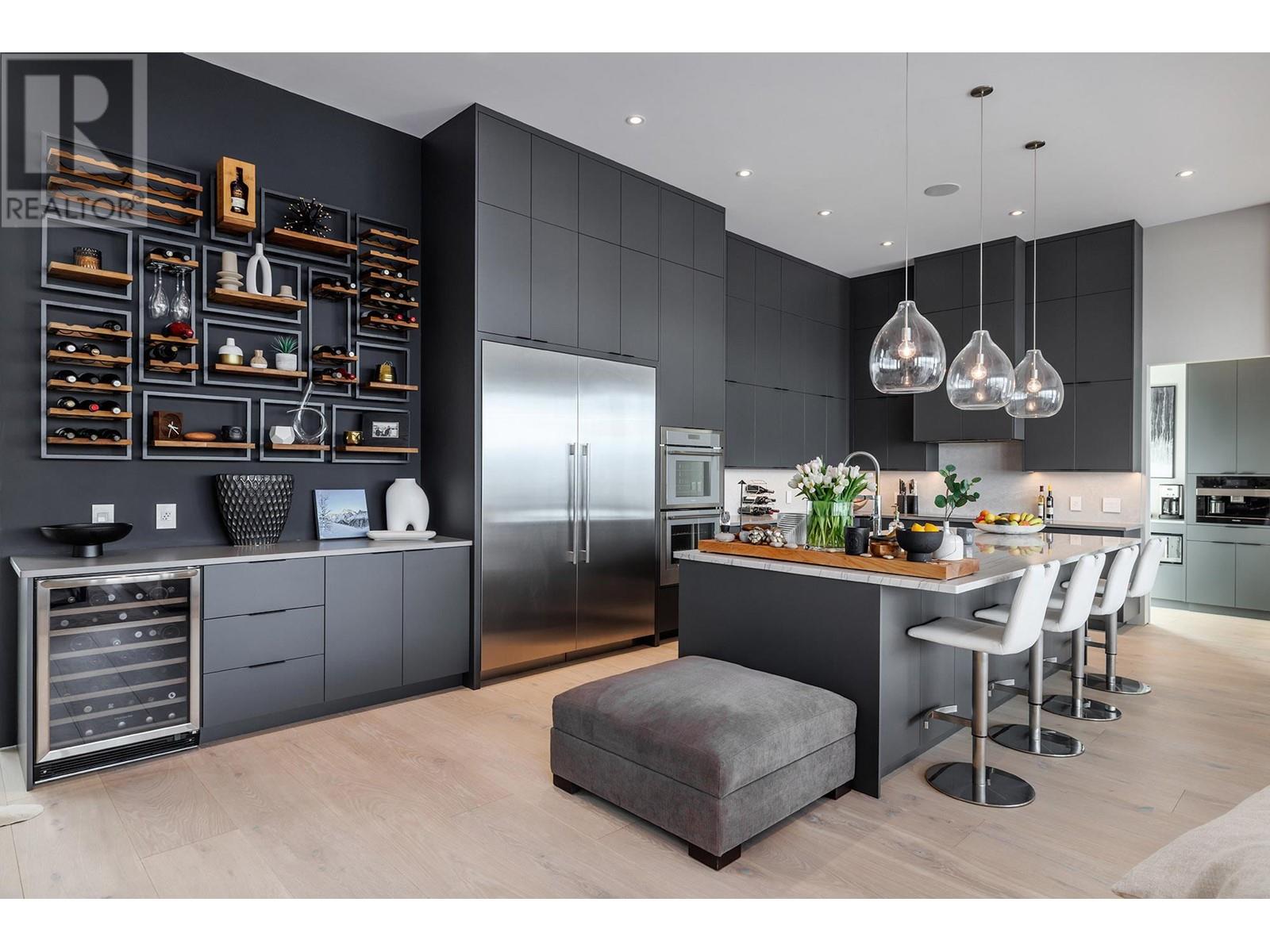 5602 Upper Mission Court, Kelowna, British Columbia  V1W 0C5 - Photo 14 - 10344686