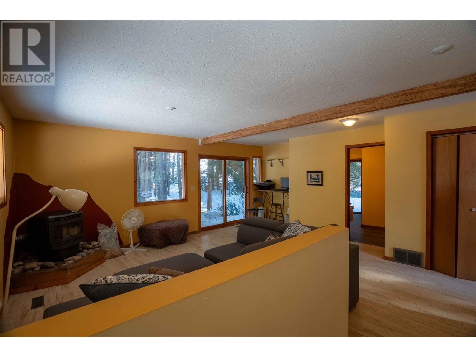 3014 Mcinnes Road, Revelstoke, British Columbia  V0E 2S0 - Photo 14 - 10329489