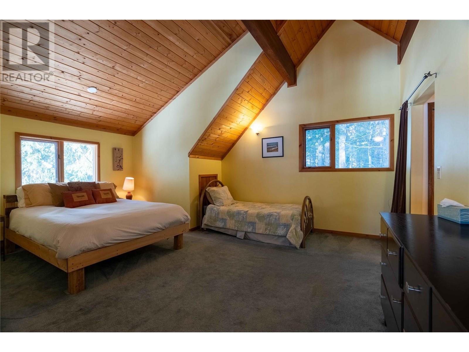 3014 Mcinnes Road, Revelstoke, British Columbia  V0E 2S0 - Photo 16 - 10329489