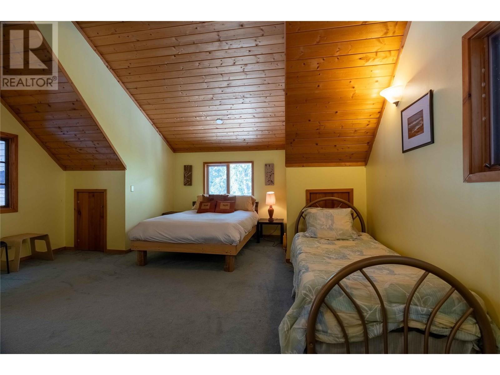 3014 Mcinnes Road, Revelstoke, British Columbia  V0E 2S0 - Photo 17 - 10329489