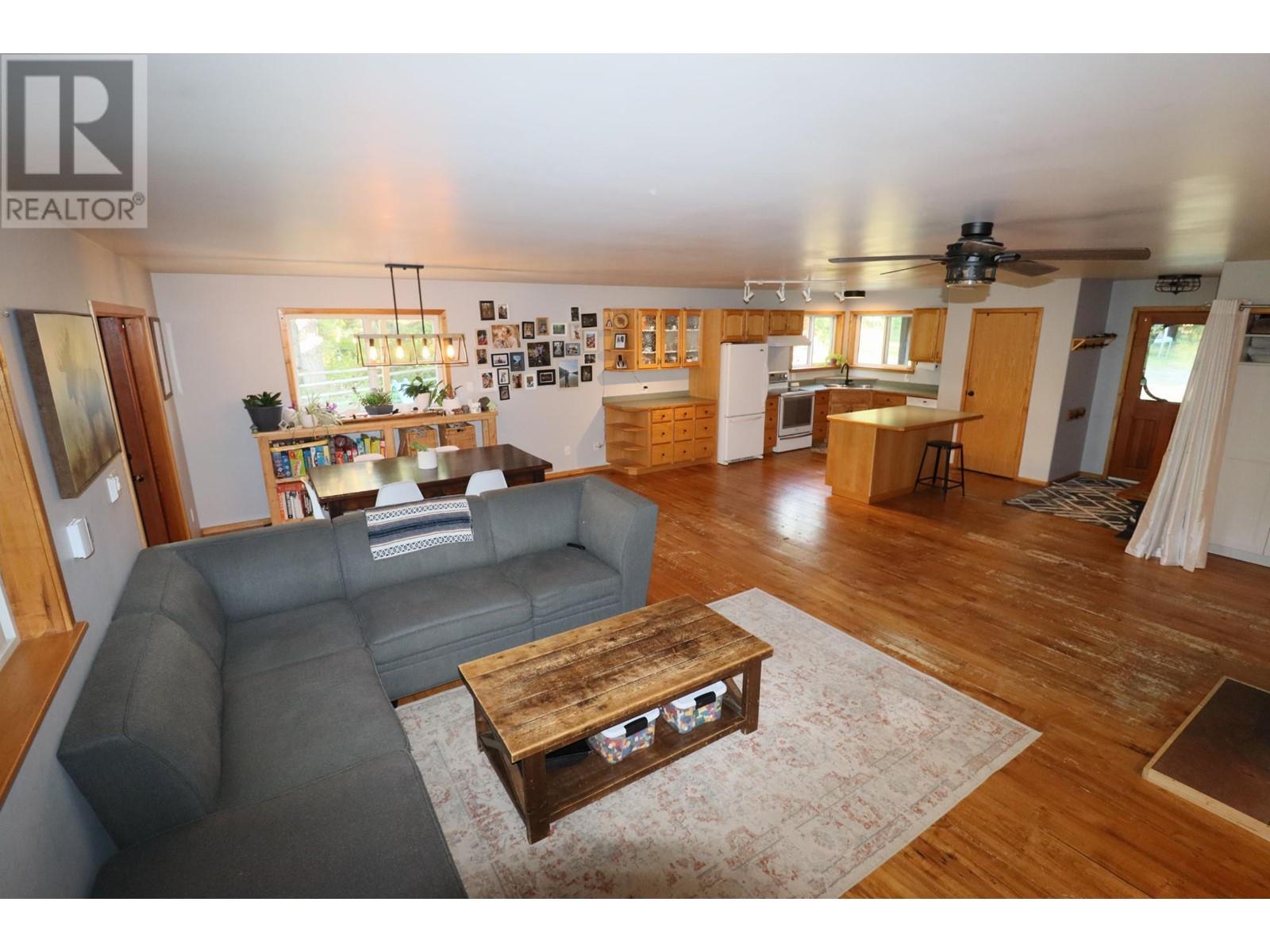 10500 3 Highway, Grand Forks, British Columbia  V0H 1H5 - Photo 21 - 10345110
