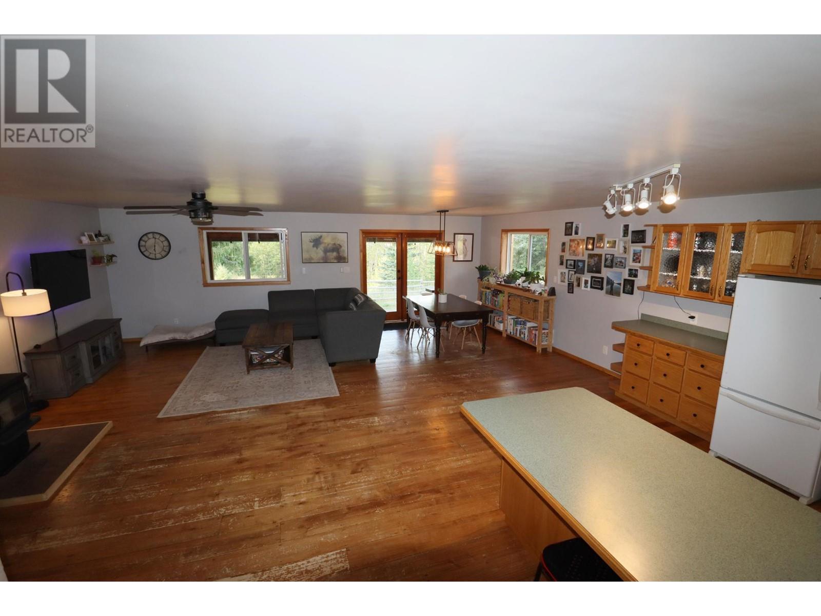 10500 3 Highway, Grand Forks, British Columbia  V0H 1H5 - Photo 24 - 10345110