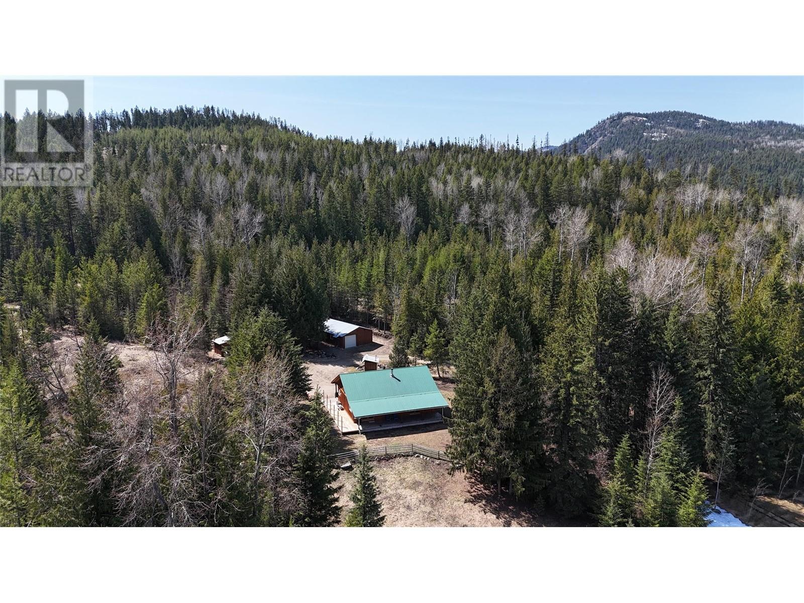 10500 3 Highway, Grand Forks, British Columbia  V0H 1H5 - Photo 3 - 10345110