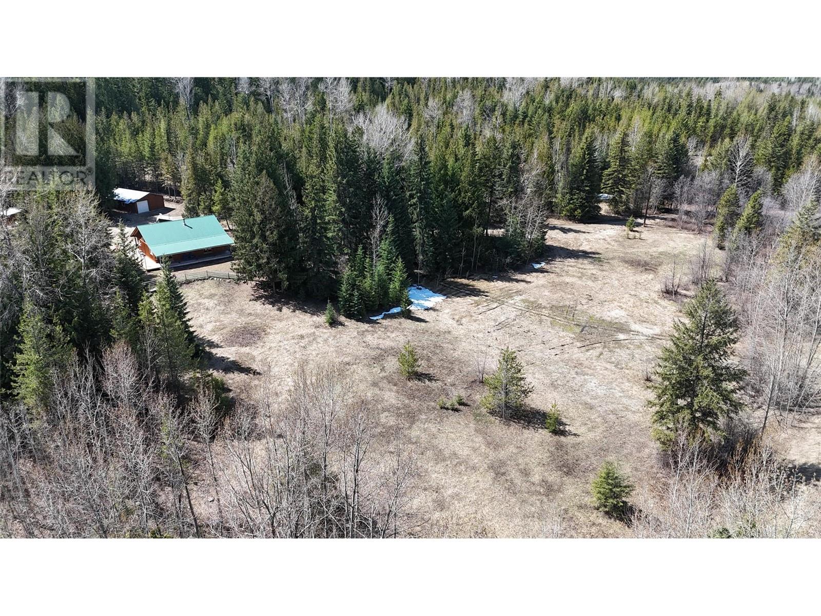 10500 3 Highway, Grand Forks, British Columbia  V0H 1H5 - Photo 4 - 10345110
