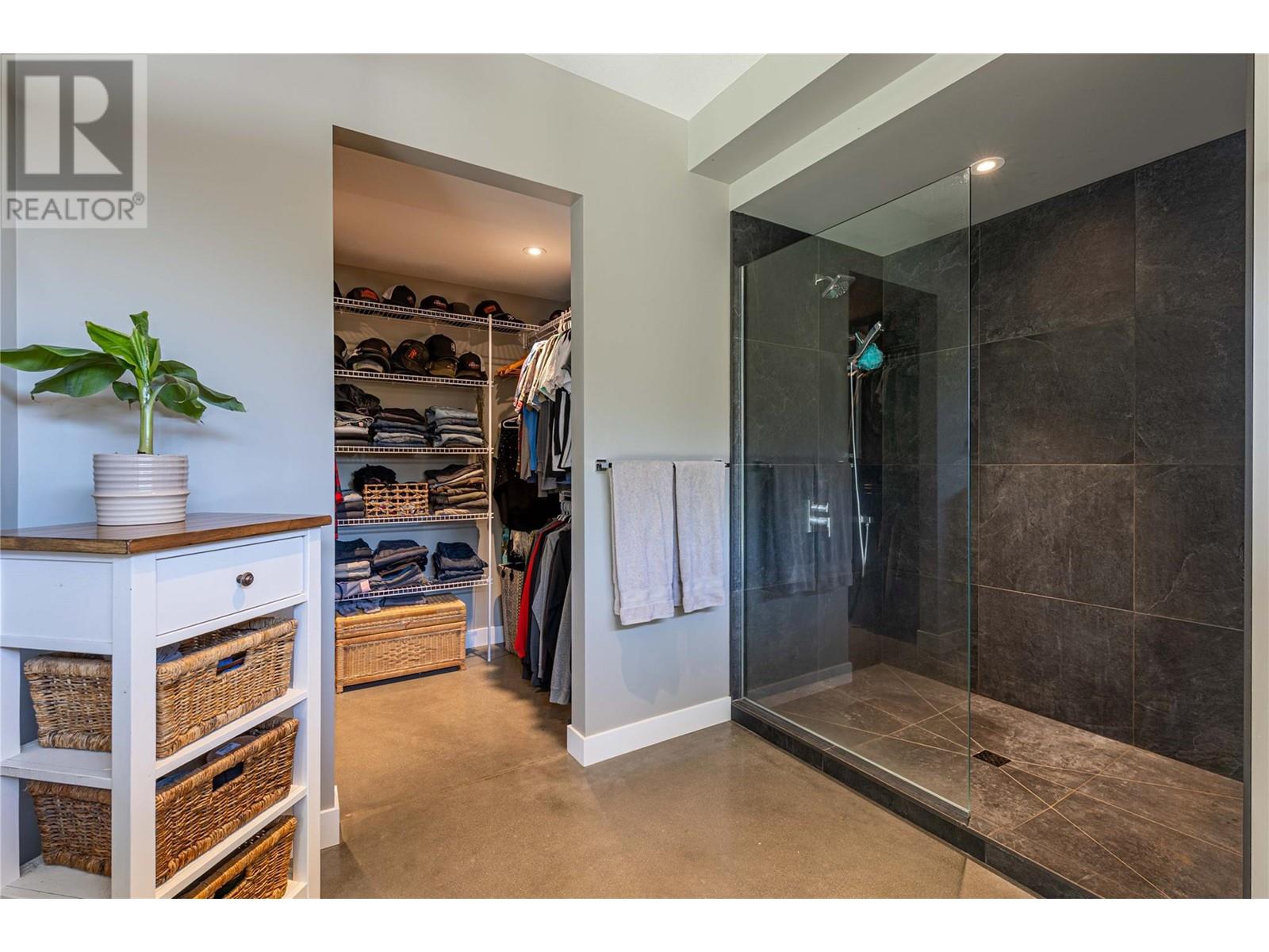 6400 1 Avenue Nw, Salmon Arm, British Columbia  V1E 3B2 - Photo 13 - 10345064