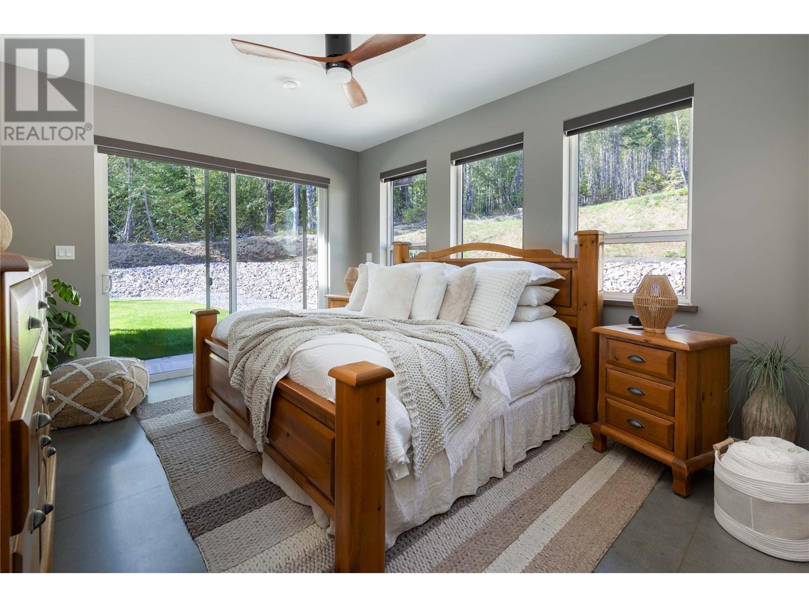 6400 1 Avenue Nw, Salmon Arm, British Columbia  V1E 3B2 - Photo 30 - 10345064