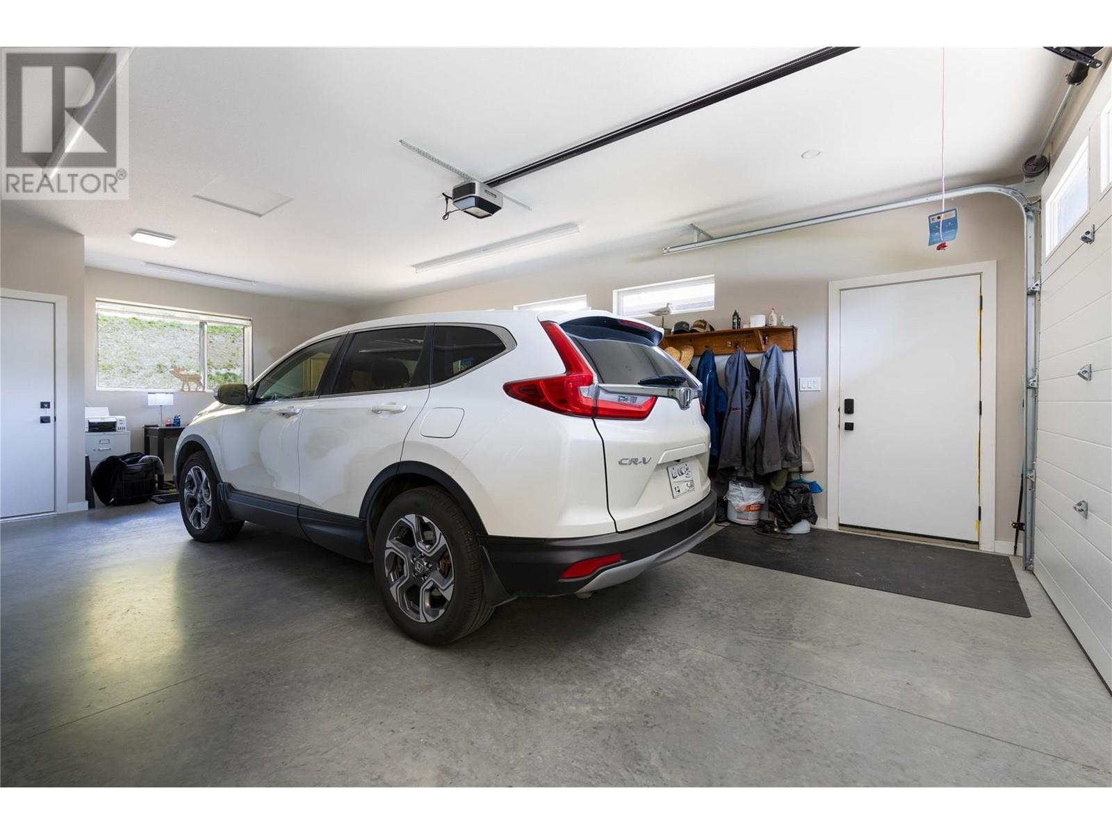 6400 1 Avenue Nw, Salmon Arm, British Columbia  V1E 3B2 - Photo 36 - 10345064