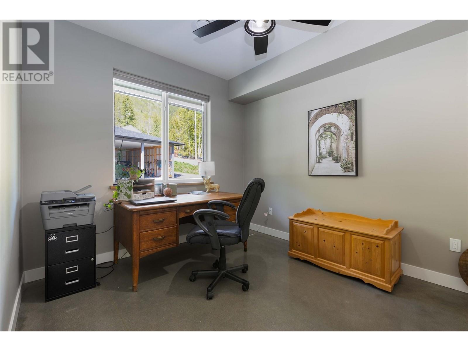 6400 1 Avenue Nw, Salmon Arm, British Columbia  V1E 3B2 - Photo 8 - 10345064