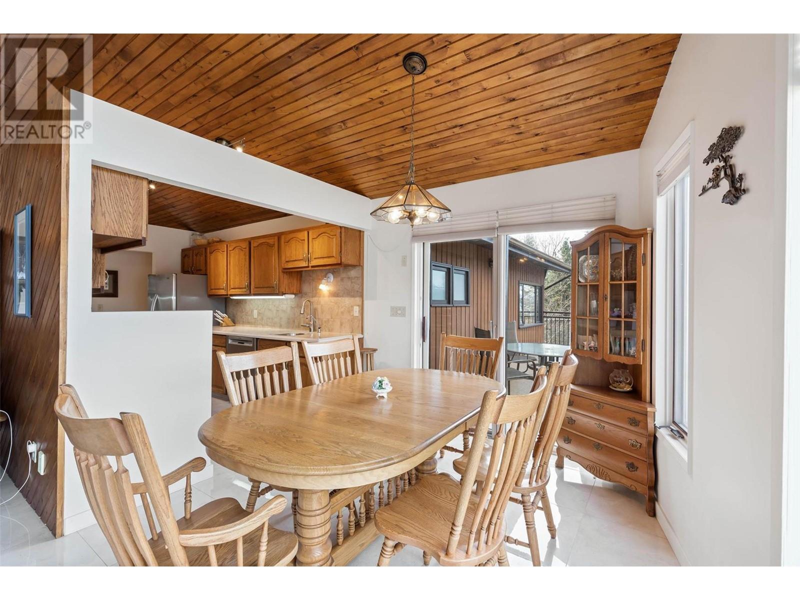 9983 Okanagan Centre Road W, Lake Country, British Columbia  V4V 2J3 - Photo 21 - 10344849