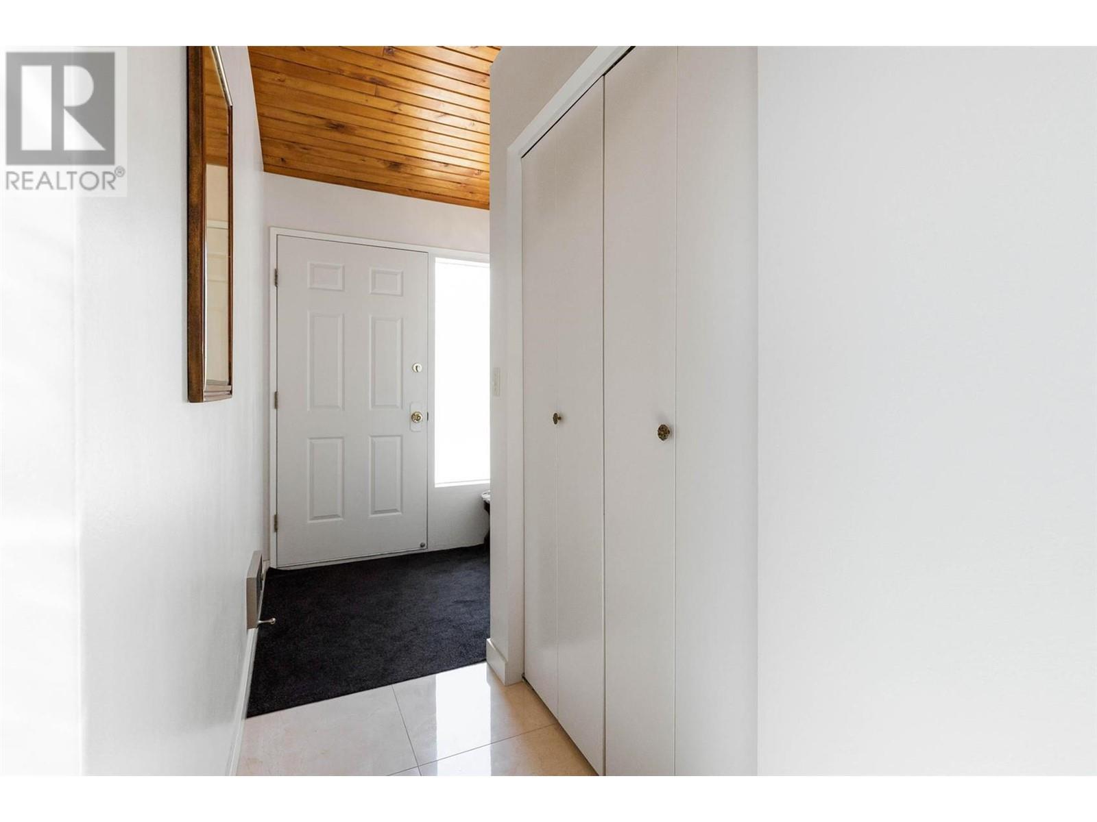 9983 Okanagan Centre Road W, Lake Country, British Columbia  V4V 2J3 - Photo 41 - 10344849