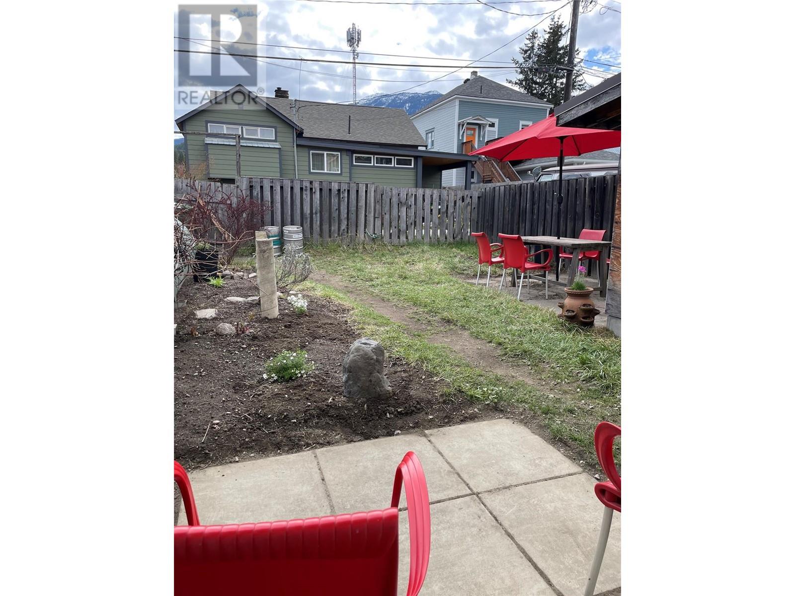 417 Front Street, Kaslo, British Columbia  V0G 1M0 - Photo 11 - 10343095
