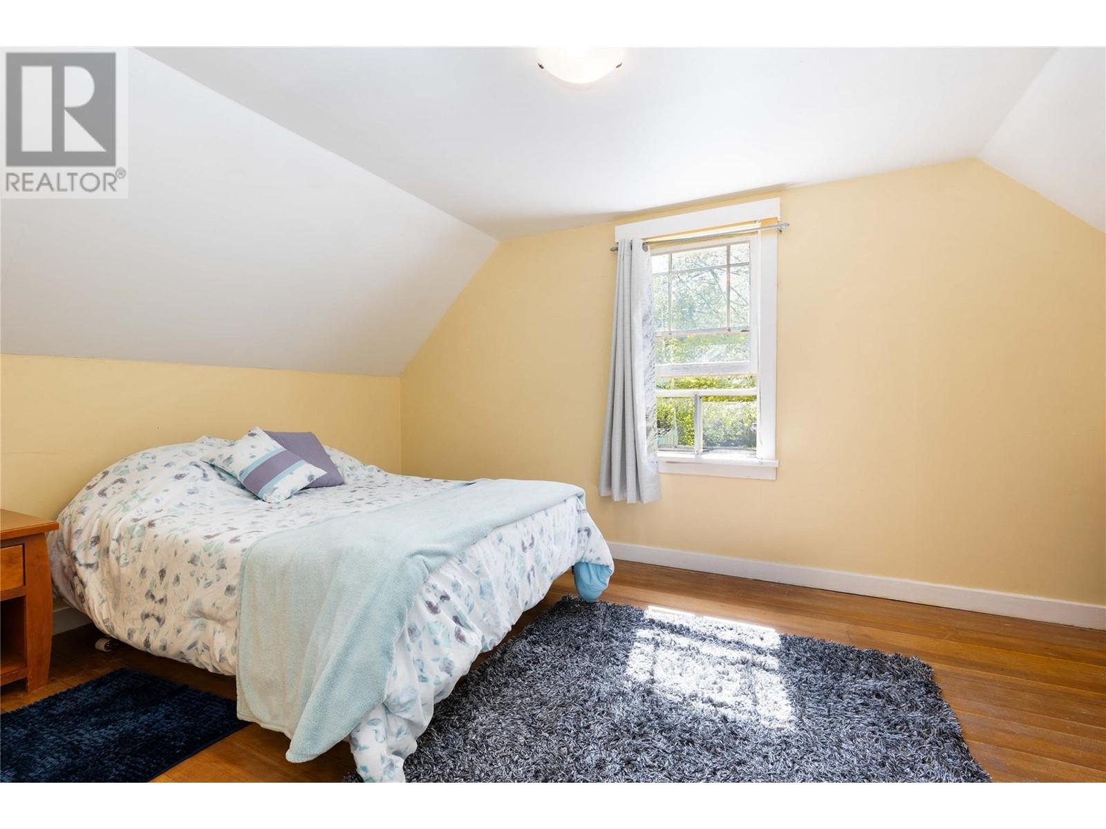 320 Okanagan Avenue Se, Salmon Arm, British Columbia  V1E 3H6 - Photo 14 - 10345252