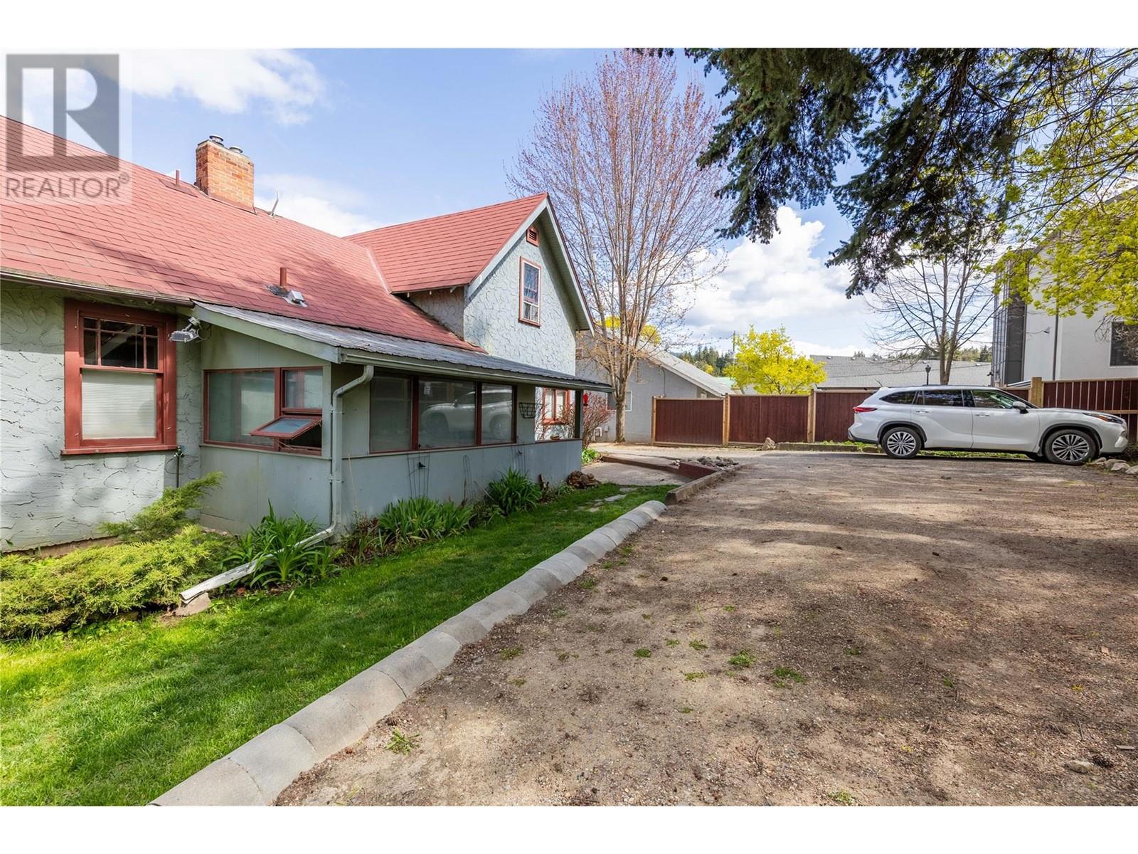 320 Okanagan Avenue Se, Salmon Arm, British Columbia  V1E 3H6 - Photo 26 - 10345252