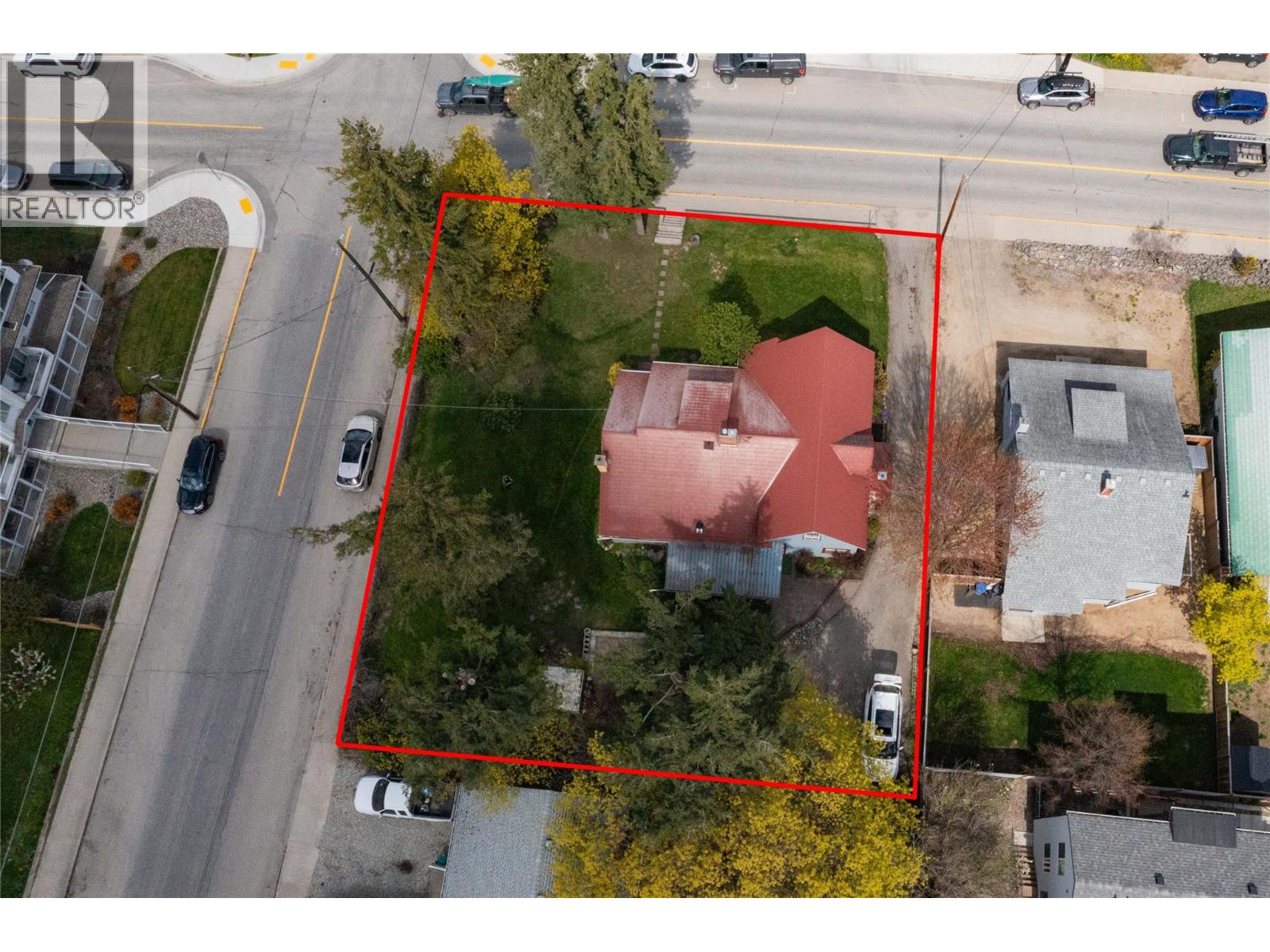 320 Okanagan Avenue Se, Salmon Arm, British Columbia  V1E 3H6 - Photo 38 - 10345252