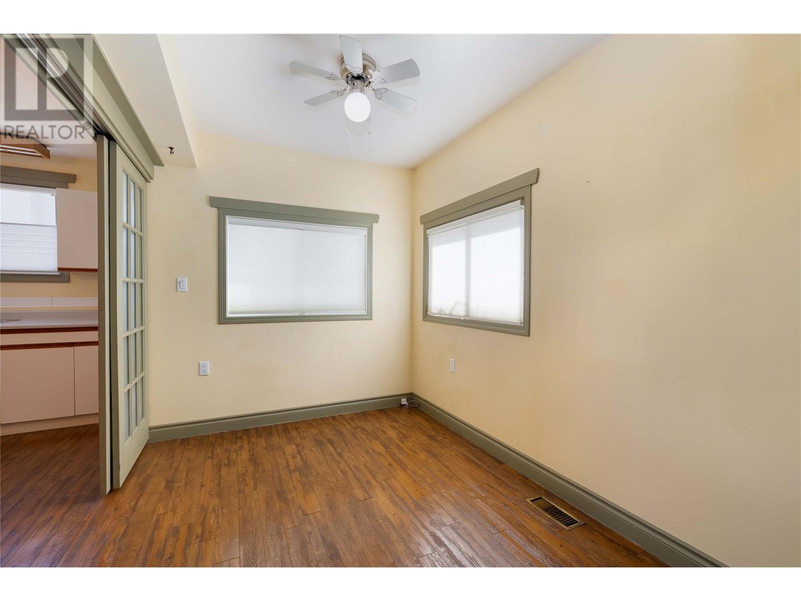 320 Okanagan Avenue Se, Salmon Arm, British Columbia  V1E 3H6 - Photo 5 - 10345252