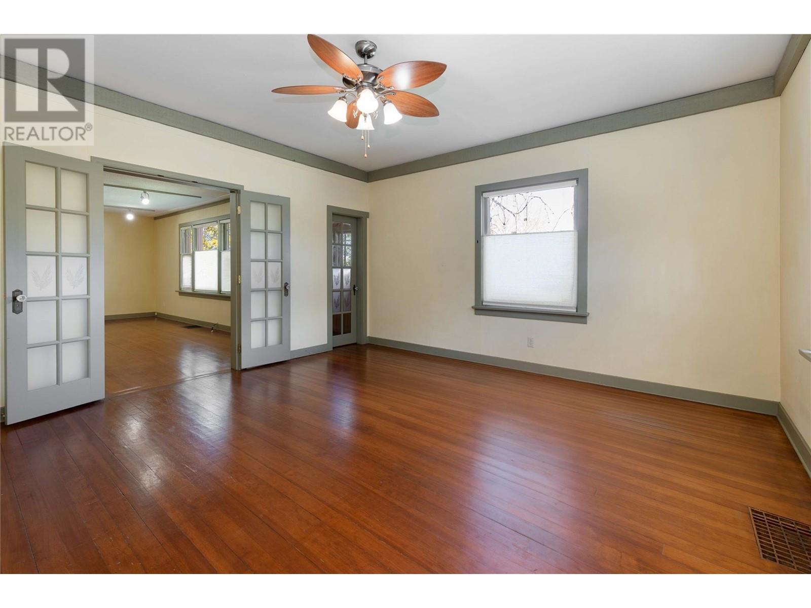 320 Okanagan Avenue Se, Salmon Arm, British Columbia  V1E 3H6 - Photo 7 - 10345252