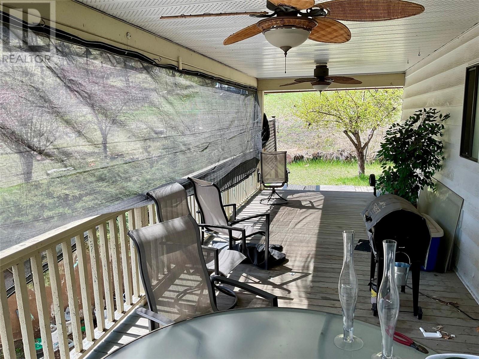 1715 33 Highway, Rock Creek, British Columbia  V0H 1Y0 - Photo 10 - 10345256