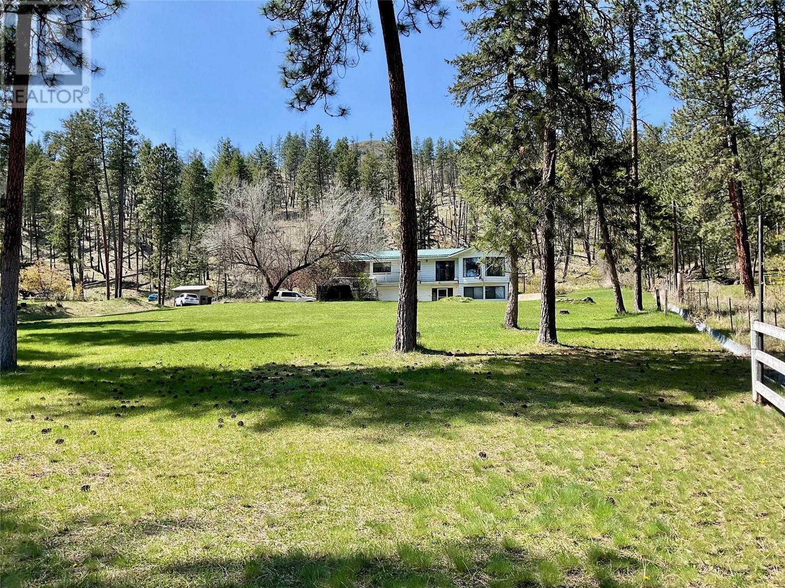 1715 33 Highway, Rock Creek, British Columbia  V0H 1Y0 - Photo 3 - 10345256