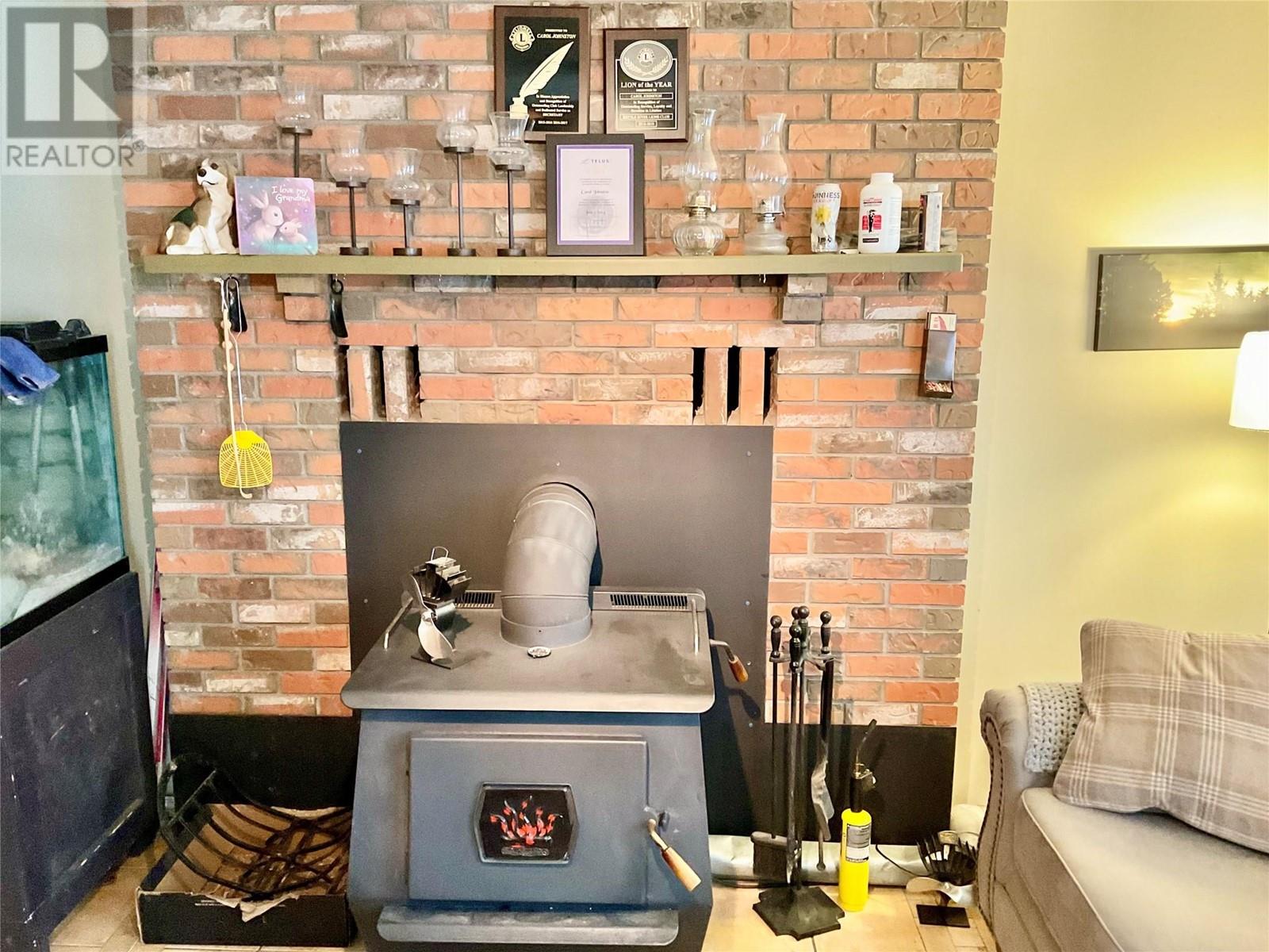 1715 33 Highway, Rock Creek, British Columbia  V0H 1Y0 - Photo 43 - 10345256