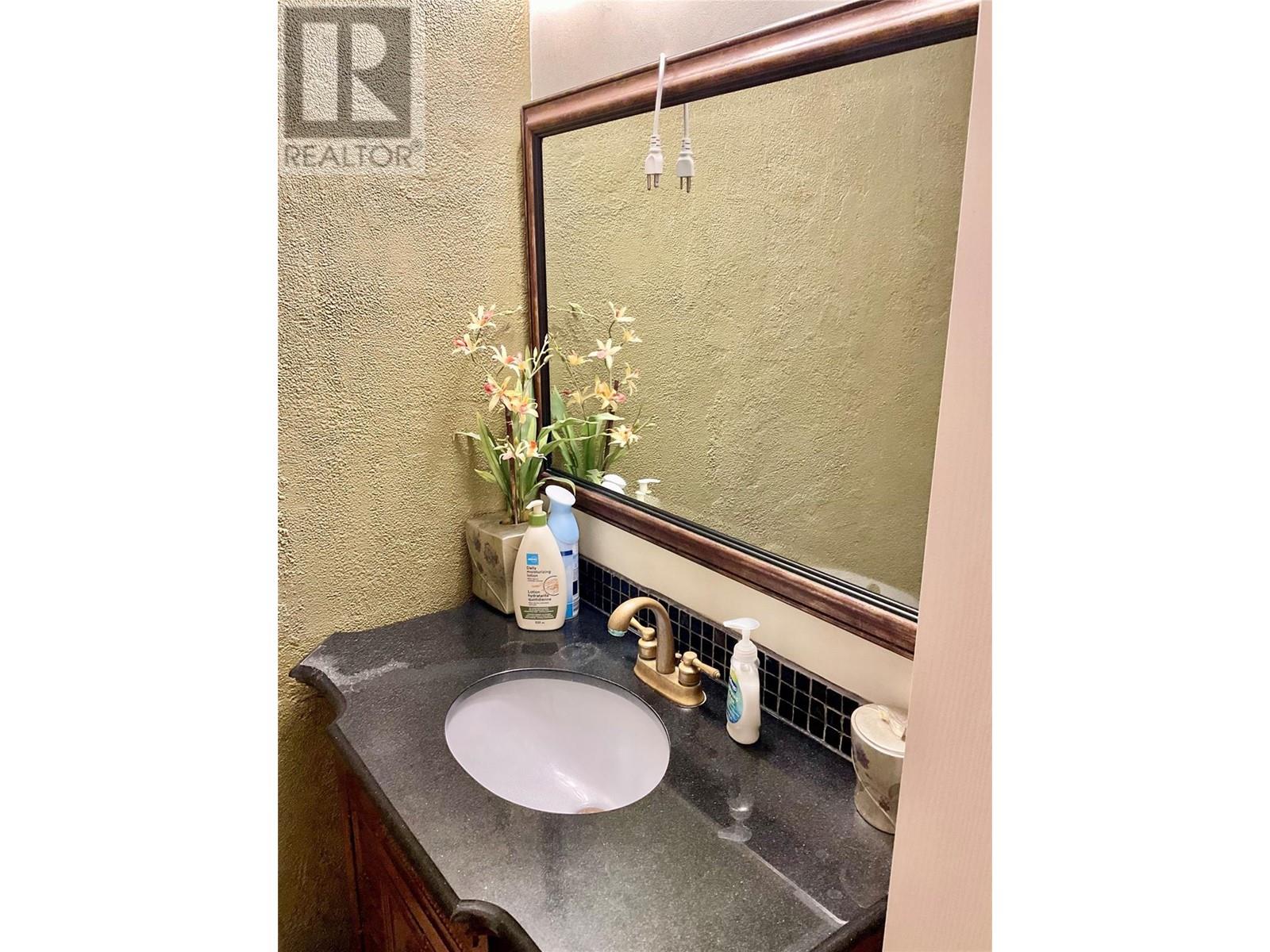 1715 33 Highway, Rock Creek, British Columbia  V0H 1Y0 - Photo 46 - 10345256