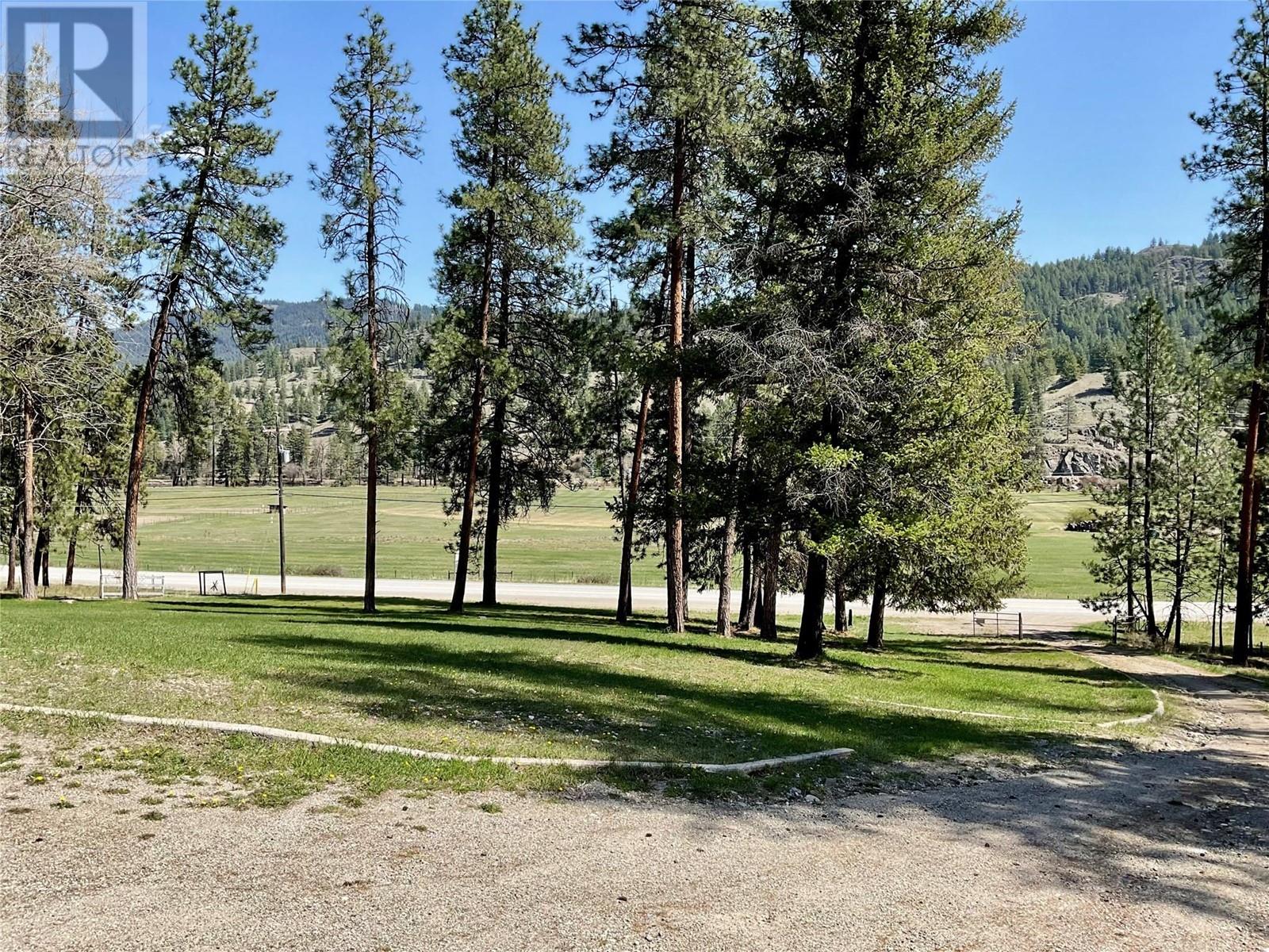 1715 33 Highway, Rock Creek, British Columbia  V0H 1Y0 - Photo 5 - 10345256