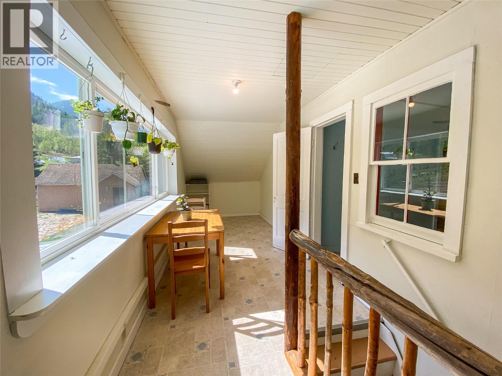 2158 Makonin Road, Glade, British Columbia  V1N 4R2 - Photo 16 - 10345121