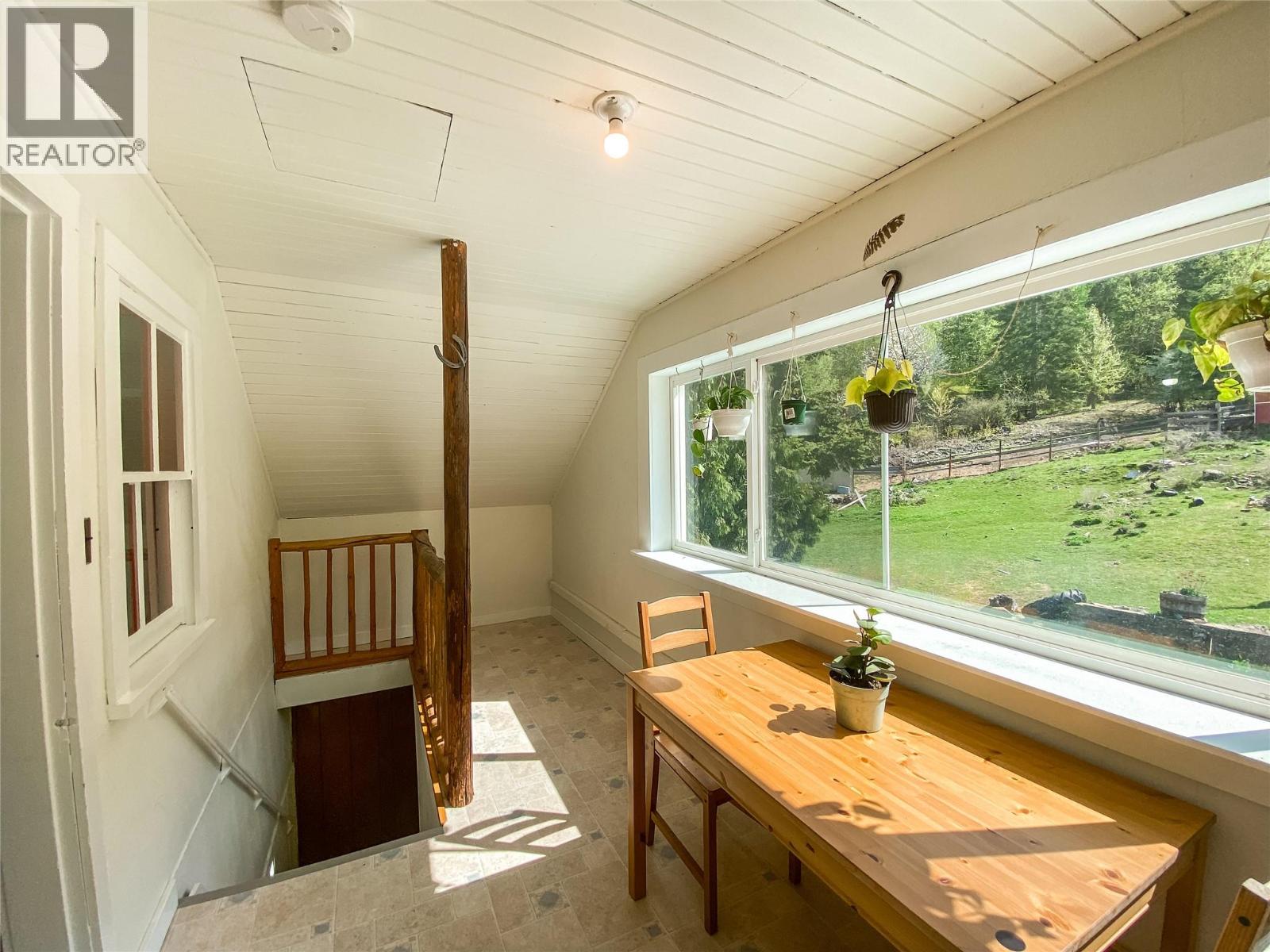 2158 Makonin Road, Glade, British Columbia  V1N 4R2 - Photo 17 - 10345121