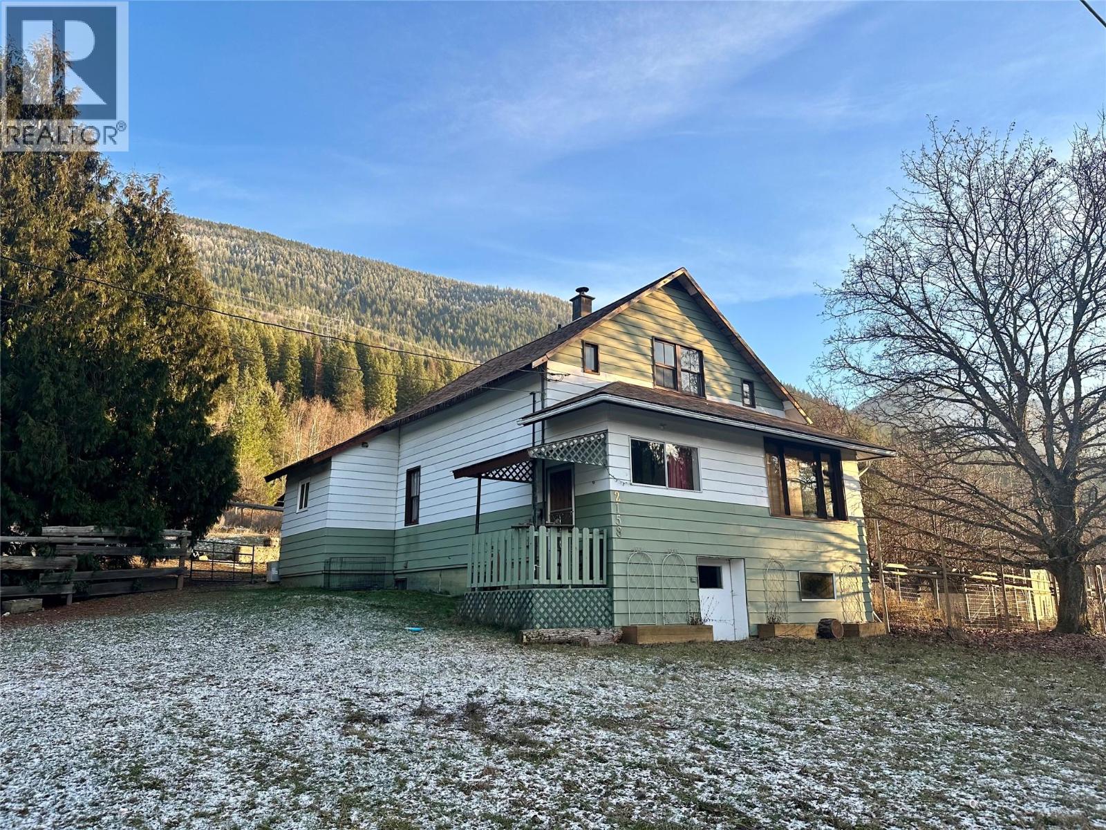 2158 Makonin Road, Glade, British Columbia  V1N 4R2 - Photo 2 - 10345121