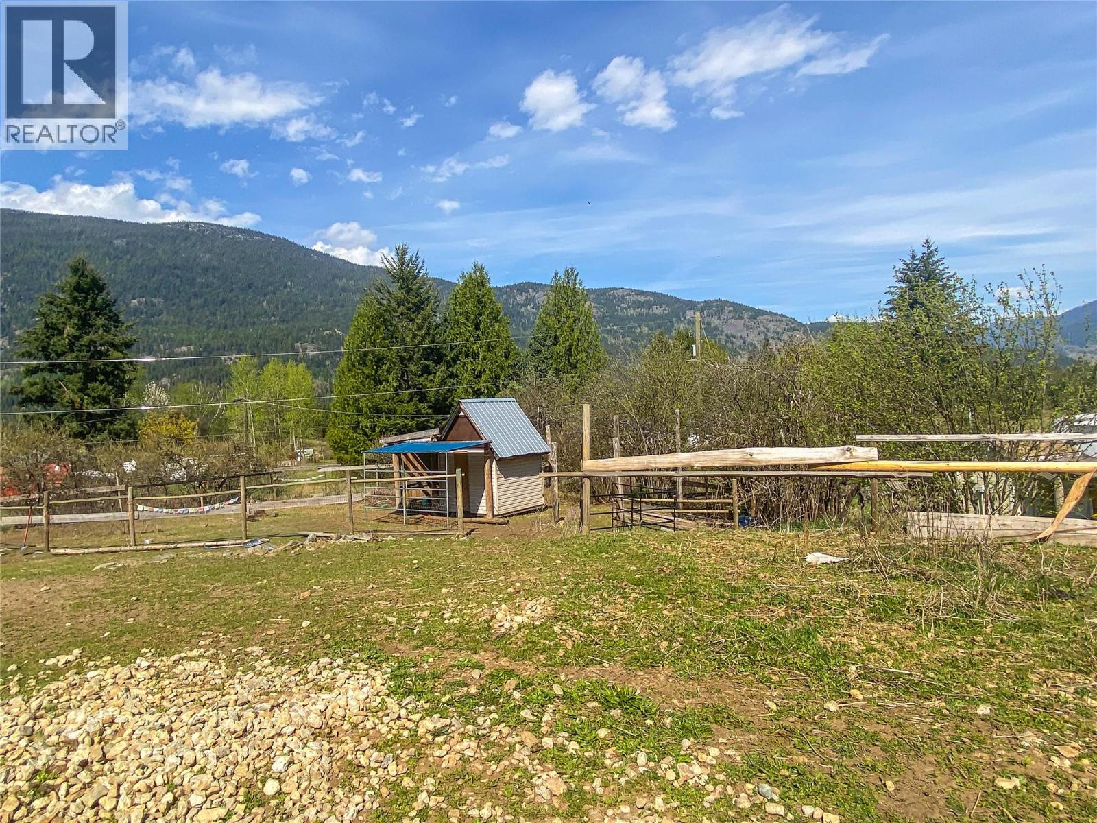 2158 Makonin Road, Glade, British Columbia  V1N 4R2 - Photo 50 - 10345121