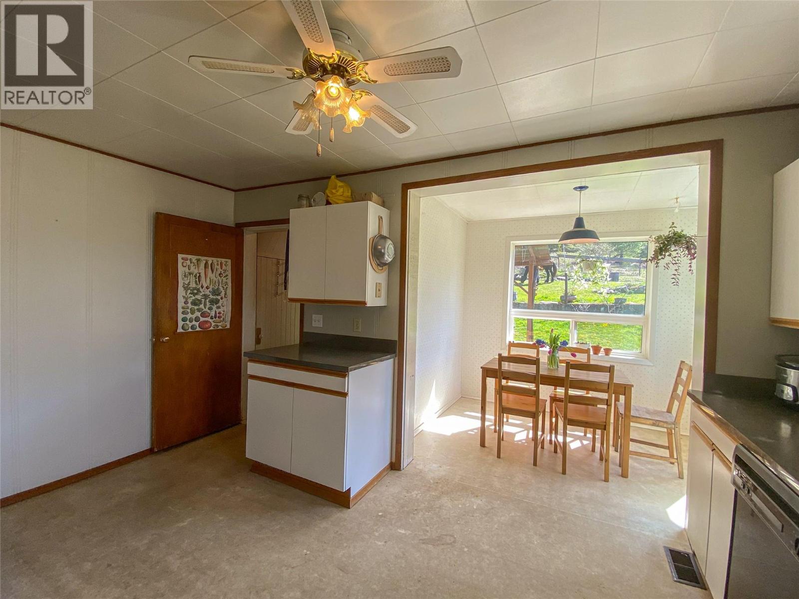 2158 Makonin Road, Glade, British Columbia  V1N 4R2 - Photo 8 - 10345121