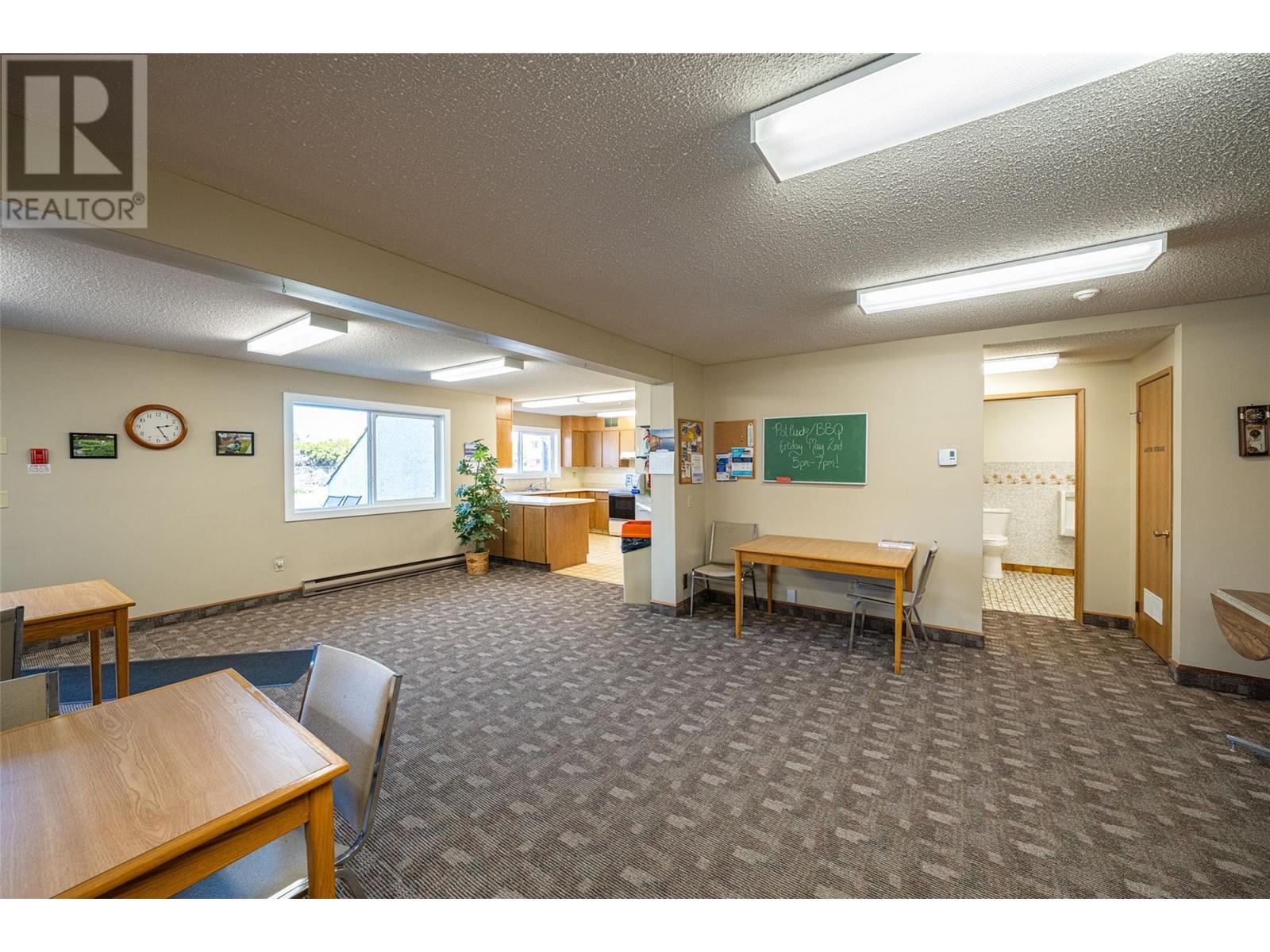 2085 Gordon Drive Unit# 120, Kelowna, British Columbia  V1Y 8S1 - Photo 30 - 10345412