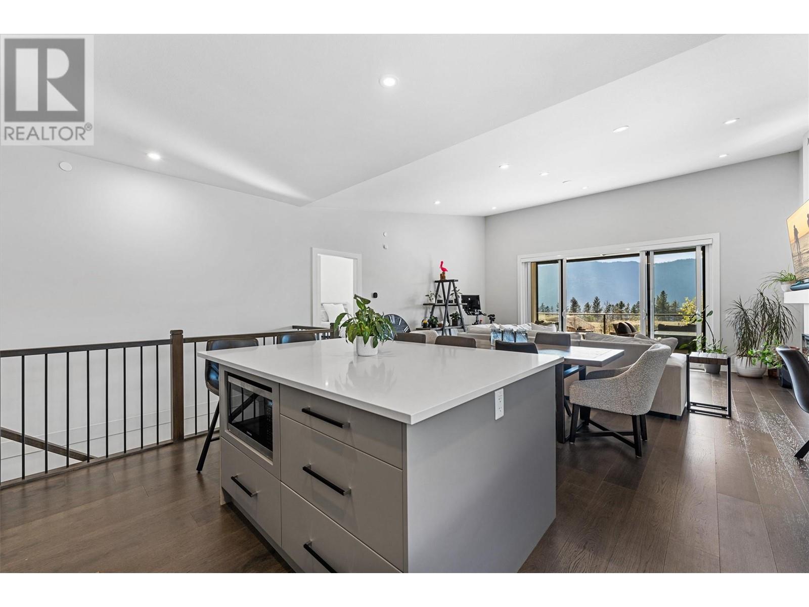 10100 Tyndall Road Unit# 4, Lake Country, British Columbia  V4V 0A9 - Photo 8 - 10345428