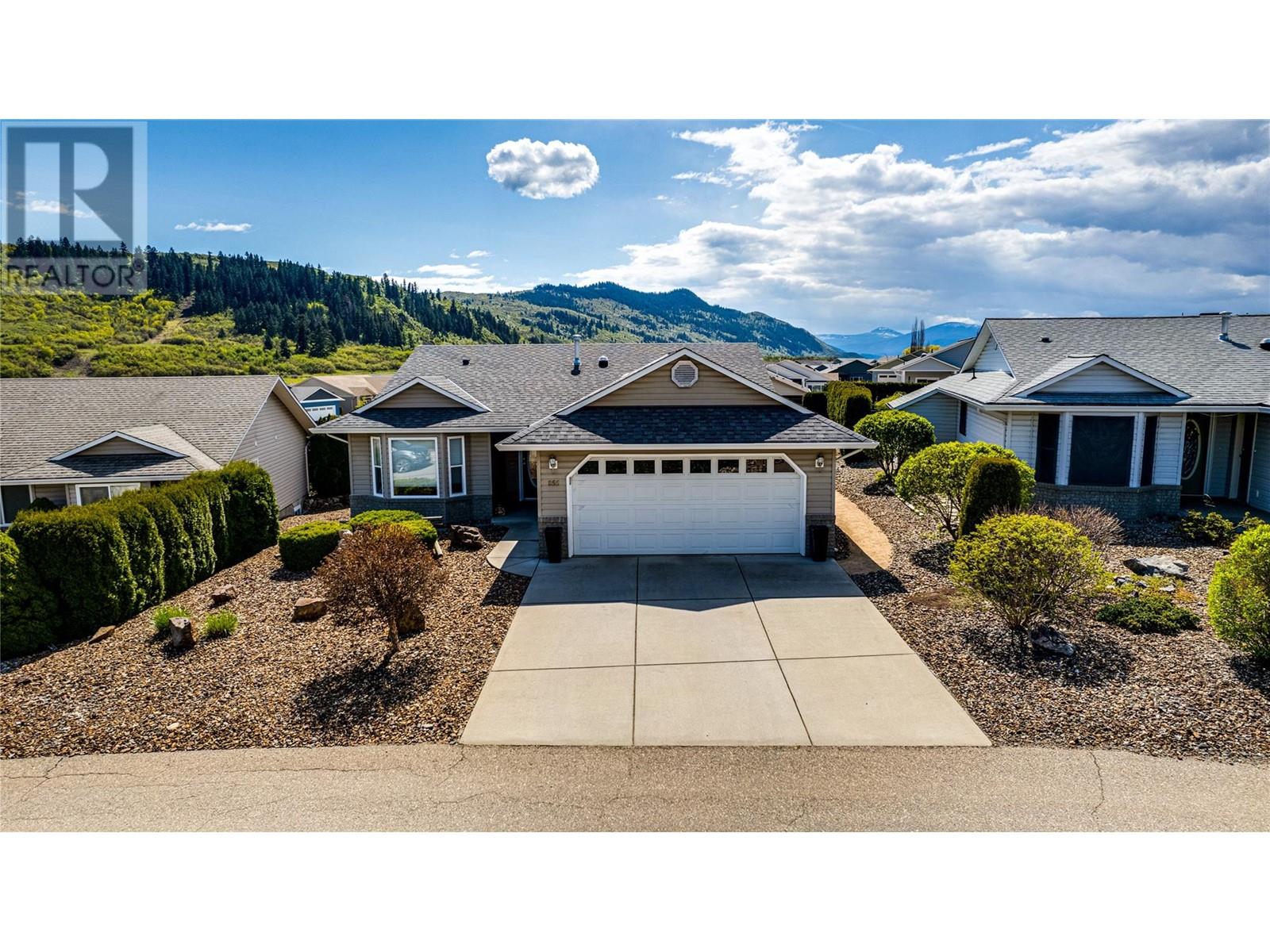 855 8 Avenue, Vernon, British Columbia  V1T 1Z1 - Photo 1 - 10345437