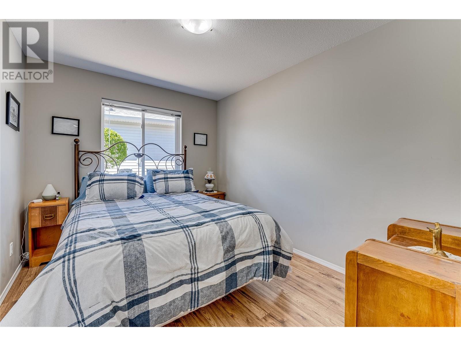 855 8 Avenue, Vernon, British Columbia  V1T 1Z1 - Photo 20 - 10345437