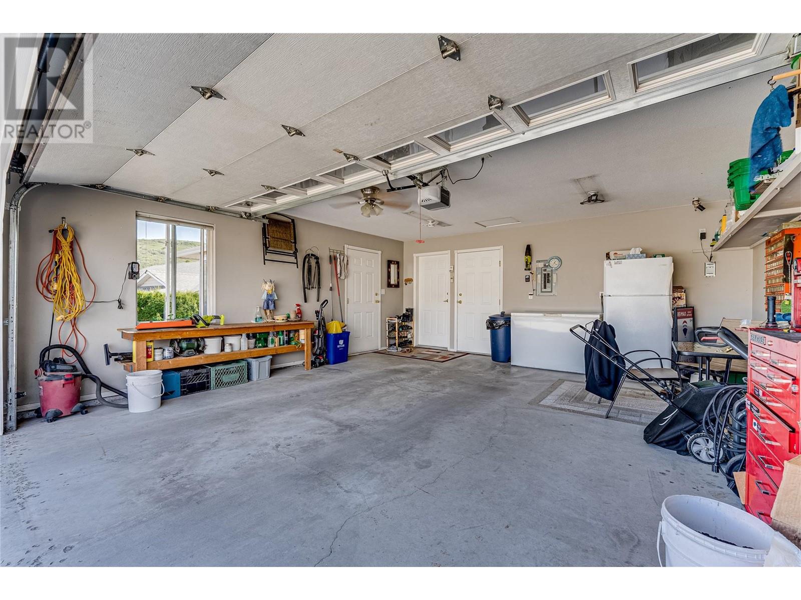 855 8 Avenue, Vernon, British Columbia  V1T 1Z1 - Photo 36 - 10345437