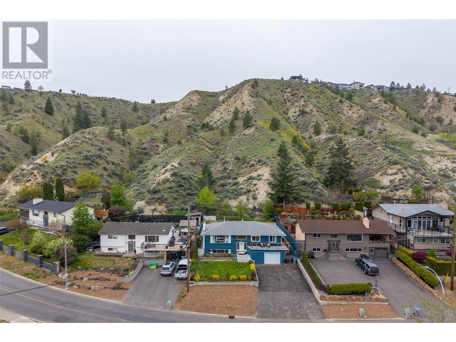 2203 Grasslands Boulevard, Kamloops, British Columbia  V2B 6E4 - Photo 35 - 10343325