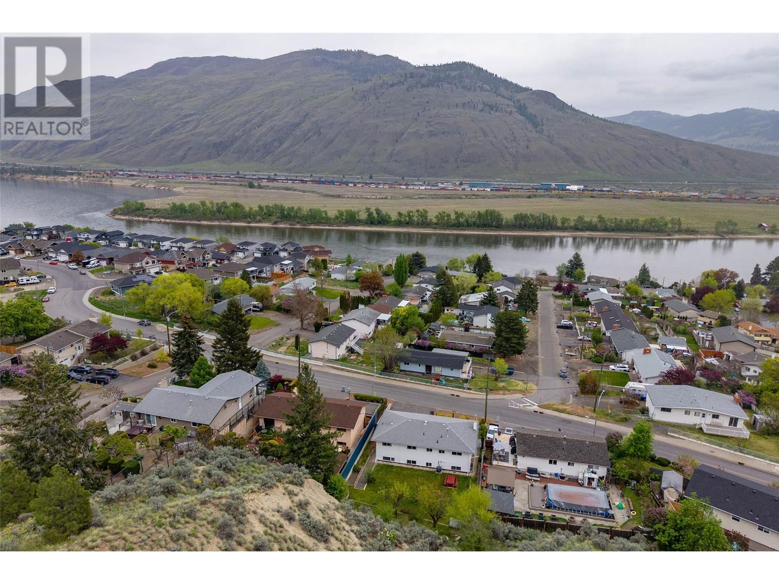 2203 Grasslands Boulevard, Kamloops, British Columbia  V2B 6E4 - Photo 39 - 10343325